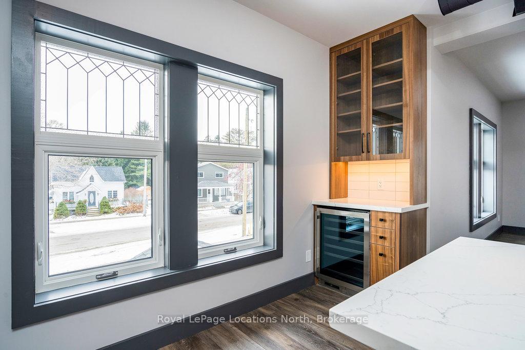 Photo 11 of Unit 2, 20 Alice Street E, Blue Mountains — HOMEH