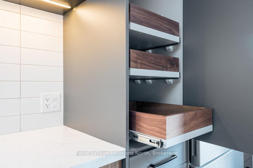 Photo 9 of Unit 2, 20 Alice Street E, Blue Mountains — HOMEH