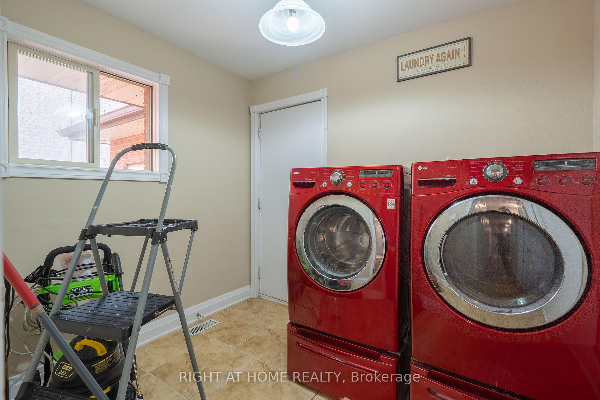 Photo 28 of 2205 Coronation Boulevard, Cambridge, Galt City Centre — HOMEH