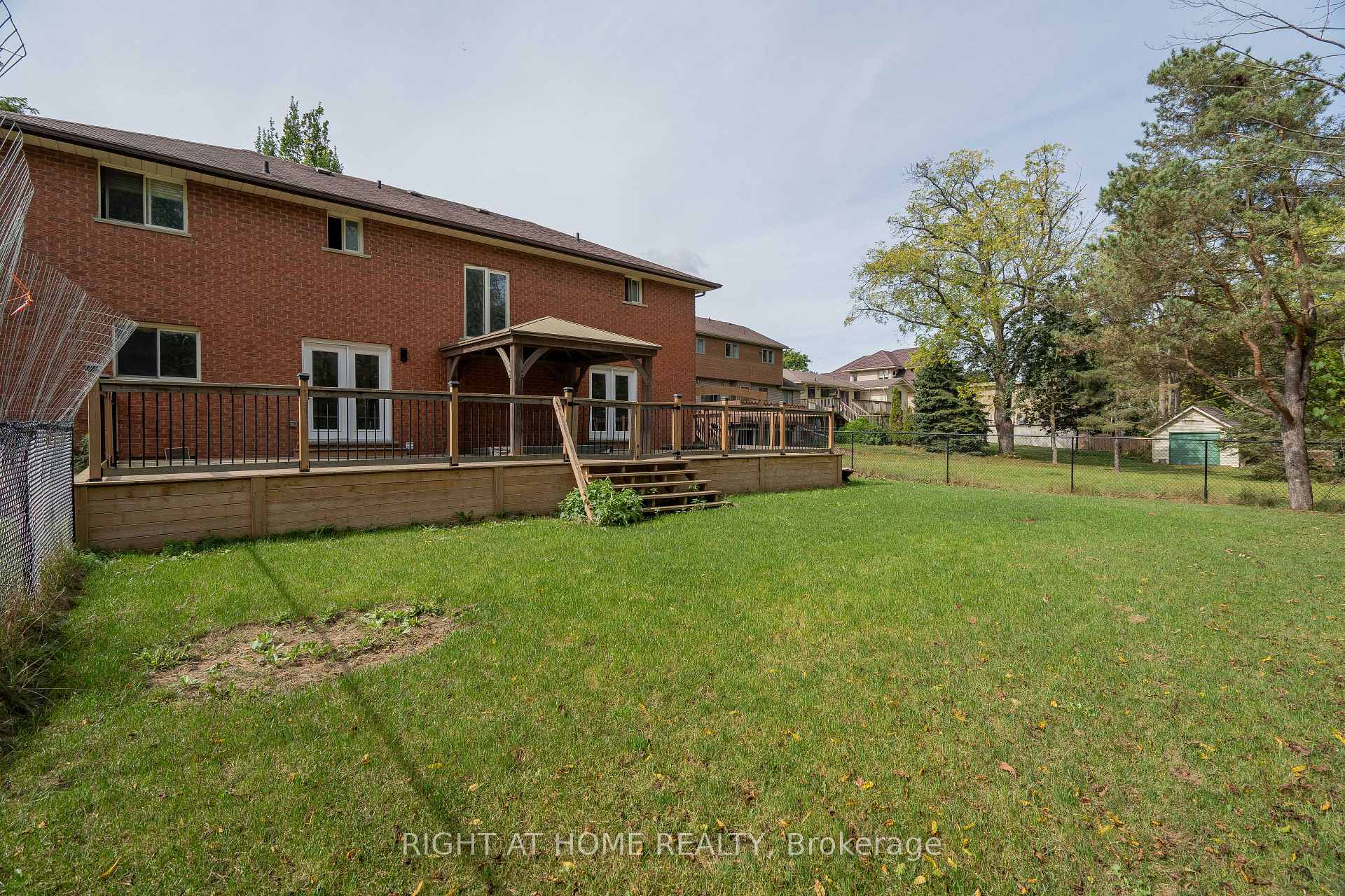Photo 21 of 2205 Coronation Boulevard, Cambridge, Galt City Centre — HOMEH
