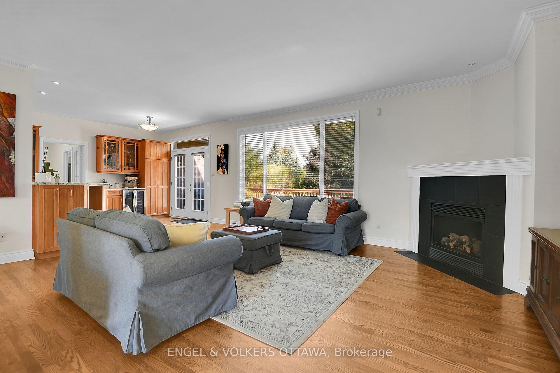 Photo 8 of 1491 Stableview Way, Ottawa, Greely — HOMEH