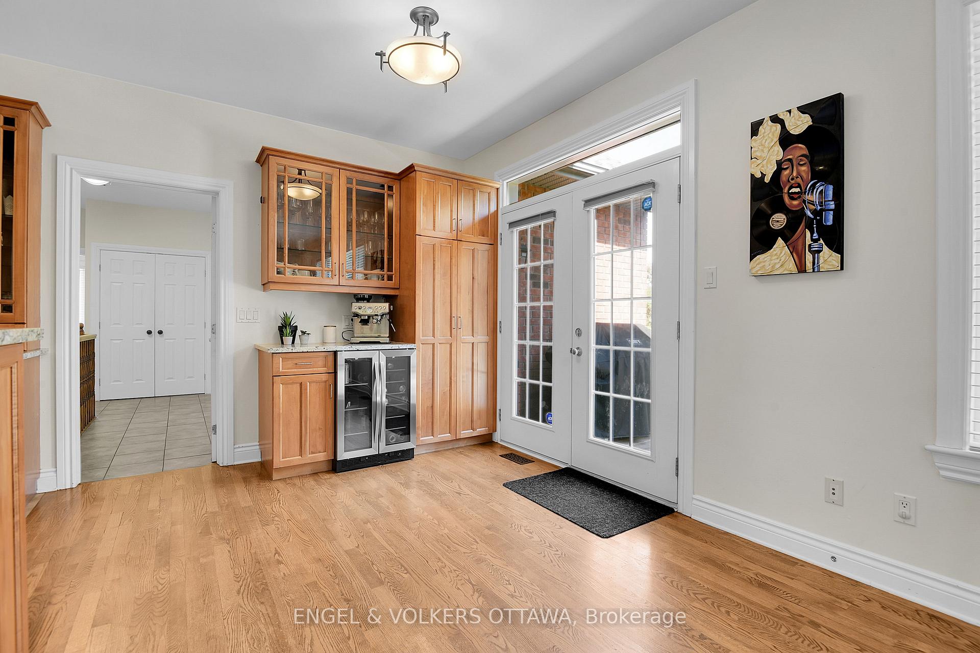 Photo 12 of 1491 Stableview Way, Ottawa, Greely — HOMEH