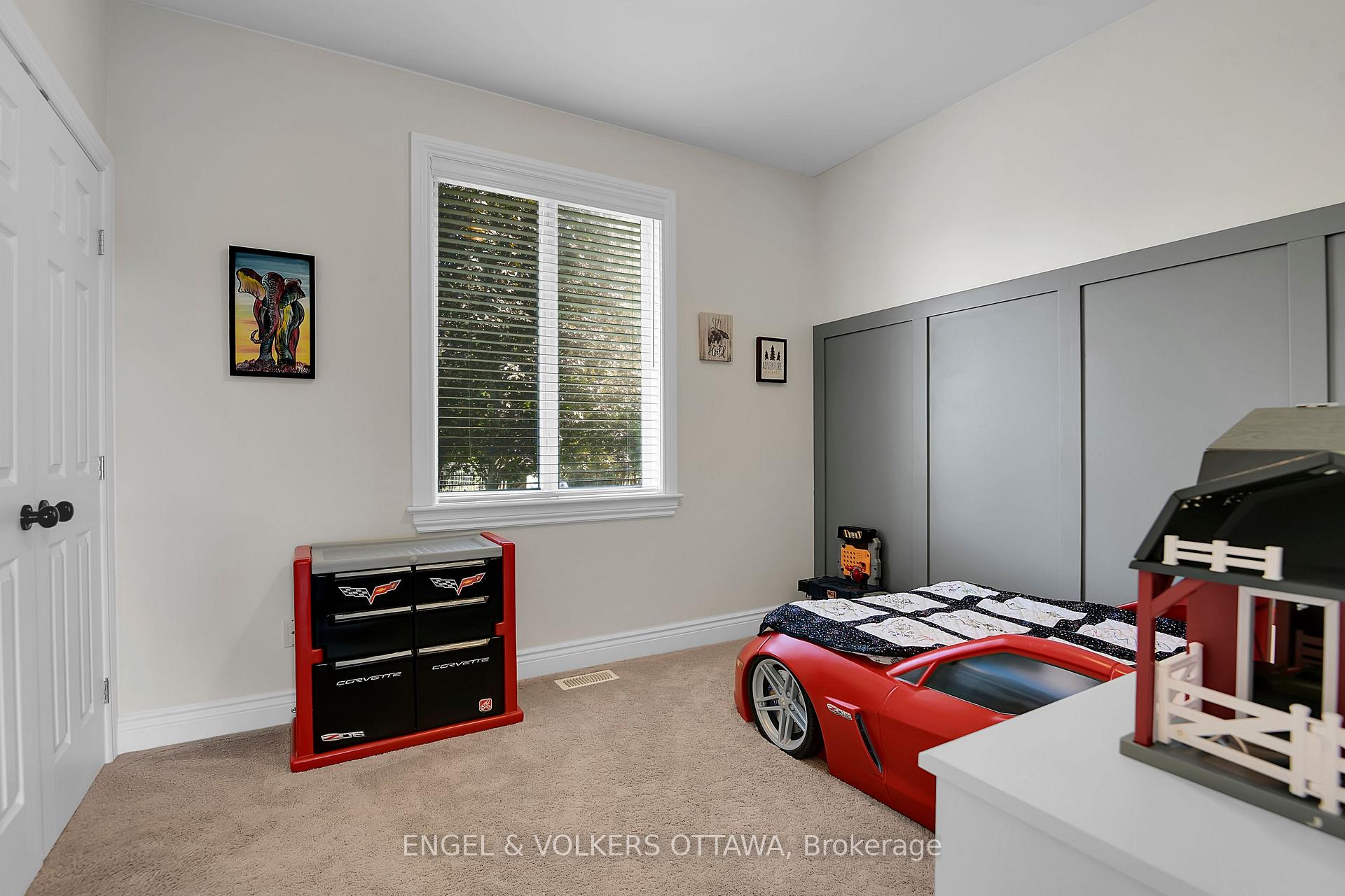 Photo 18 of 1491 Stableview Way, Ottawa, Greely — HOMEH