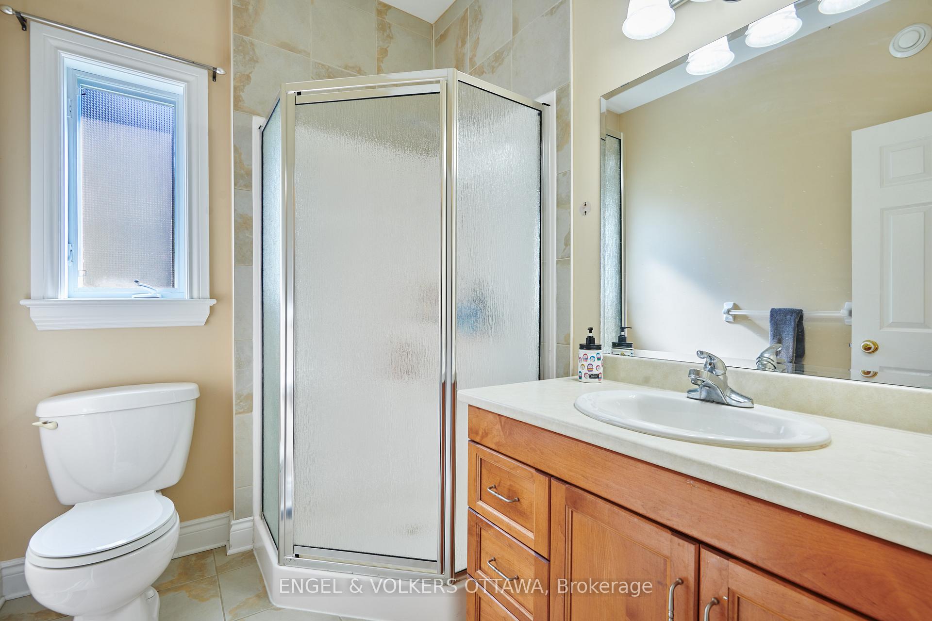 Photo 19 of 1491 Stableview Way, Ottawa, Greely — HOMEH