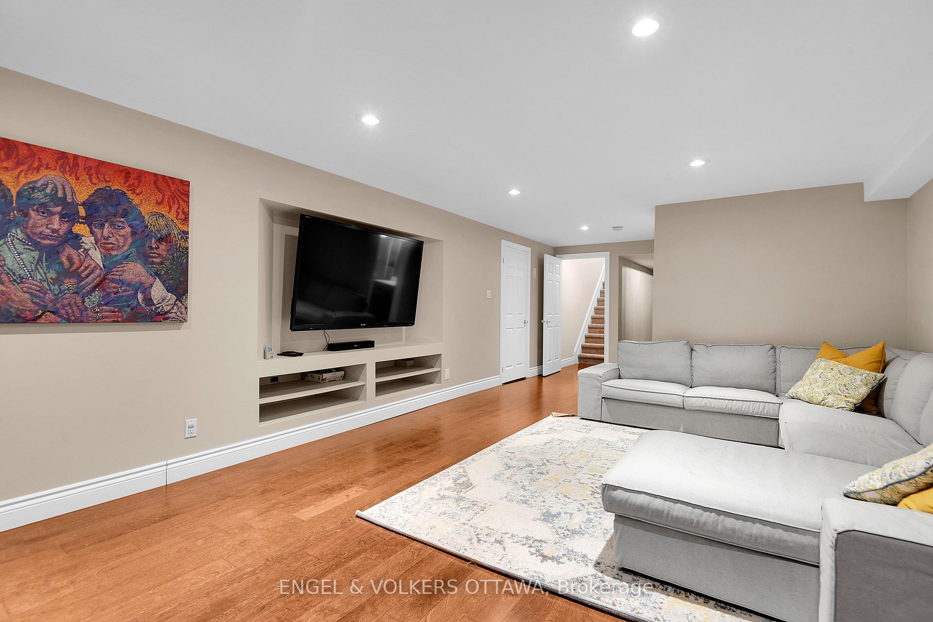 Photo 22 of 1491 Stableview Way, Ottawa, Greely — HOMEH