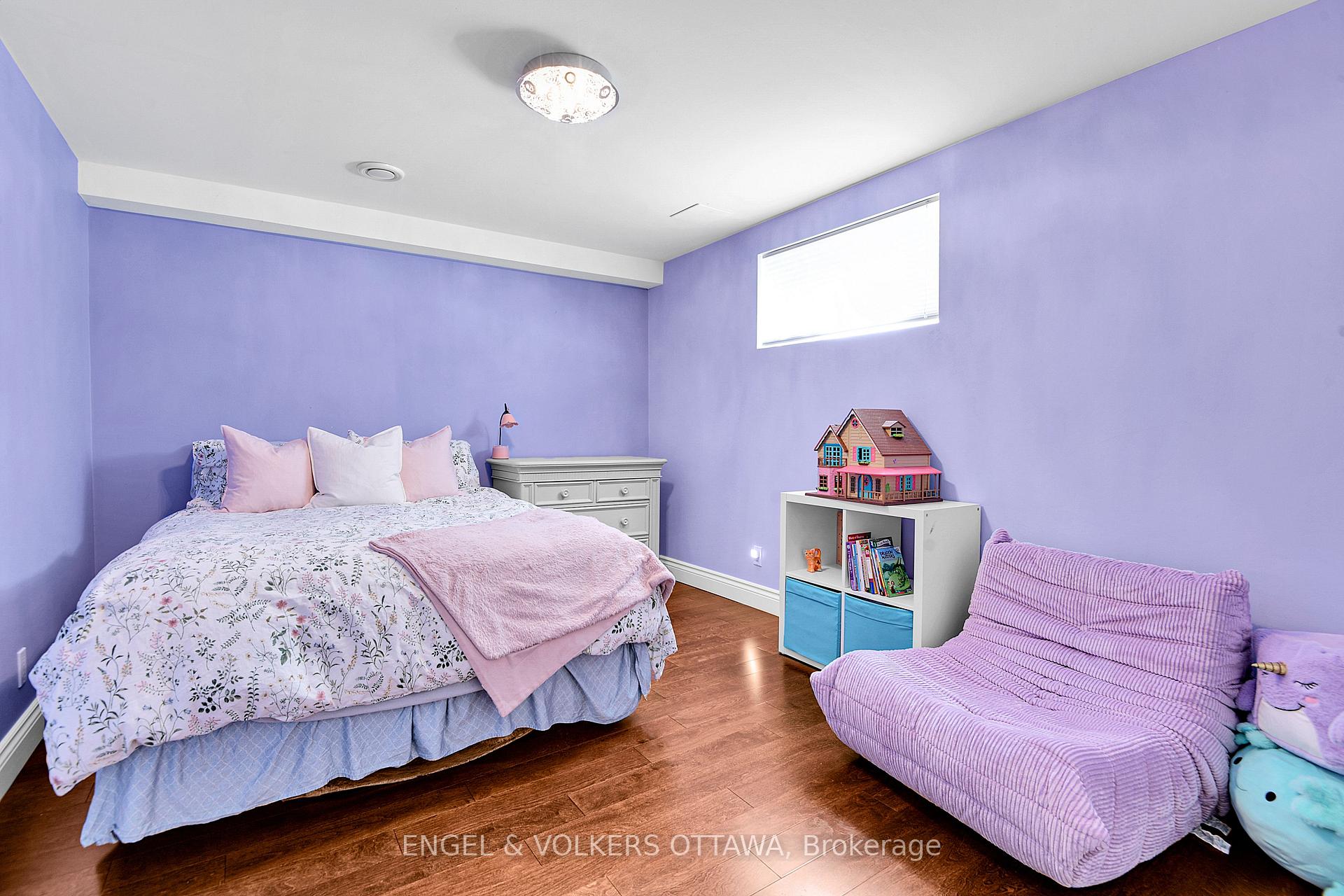 Photo 25 of 1491 Stableview Way, Ottawa, Greely — HOMEH