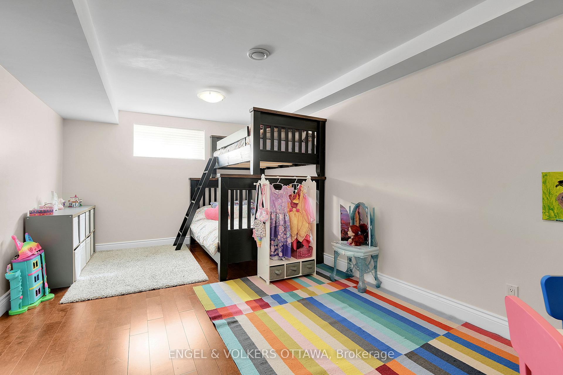 Photo 26 of 1491 Stableview Way, Ottawa, Greely — HOMEH