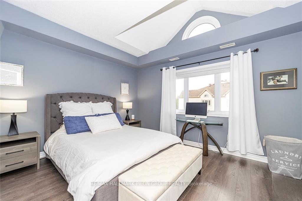 Photo 6 of Unit F, 157 Crestway Drive, Ottawa, Barrhaven East — HOMEH