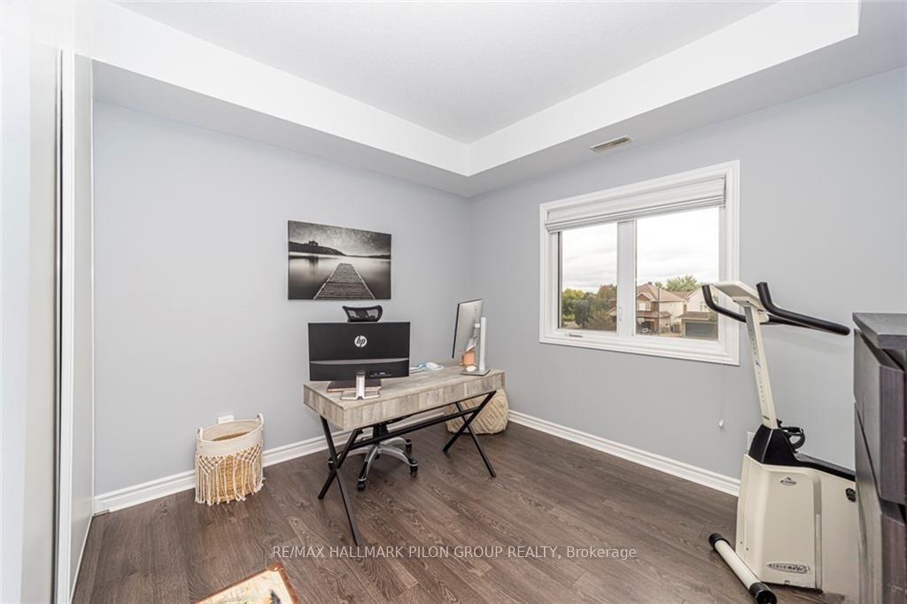 Photo 10 of Unit F, 157 Crestway Drive, Ottawa, Barrhaven East — HOMEH