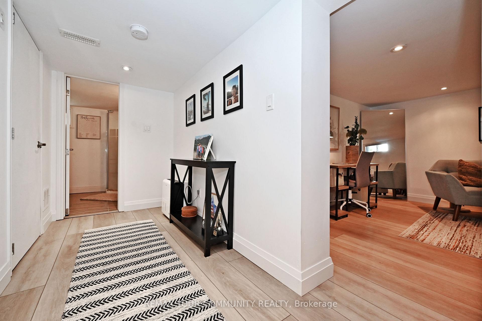 Photo 12 of 82 Centre Street, Aurora, Aurora Village — HOMEH