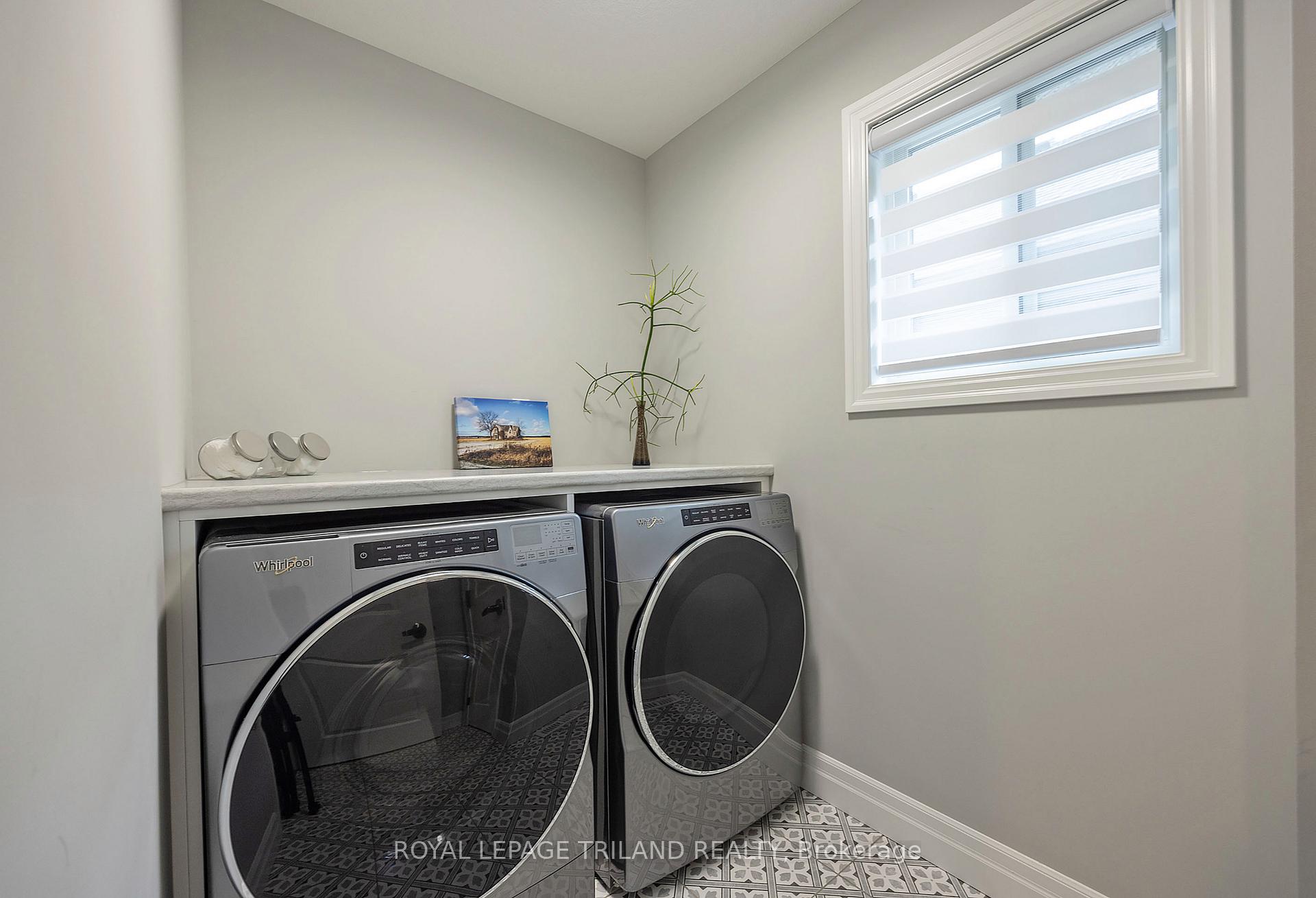 Photo 10 of 73 Renaissance Drive, St. Thomas — HOMEH