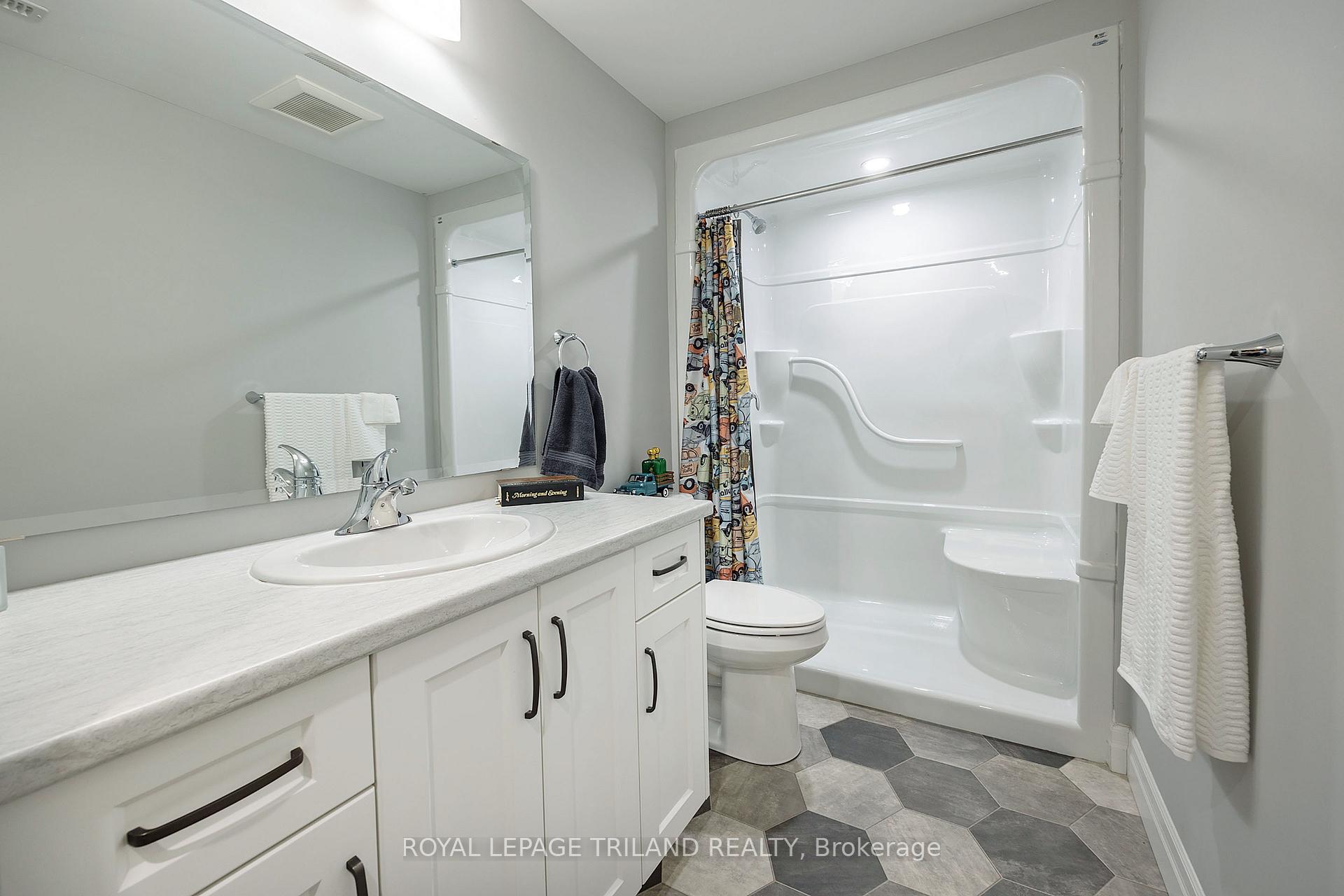 Photo 49 of 73 Renaissance Drive, St. Thomas — HOMEH