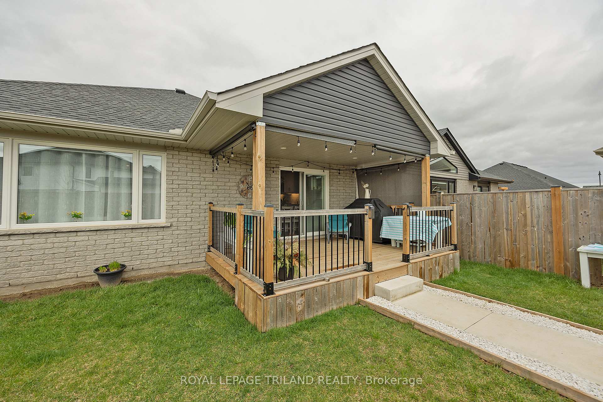 Photo 35 of 73 Renaissance Drive, St. Thomas — HOMEH