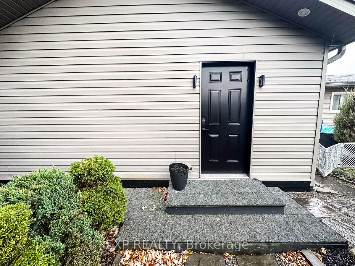Photo 4 of 121 Cedar Street, Brighton — HOMEH