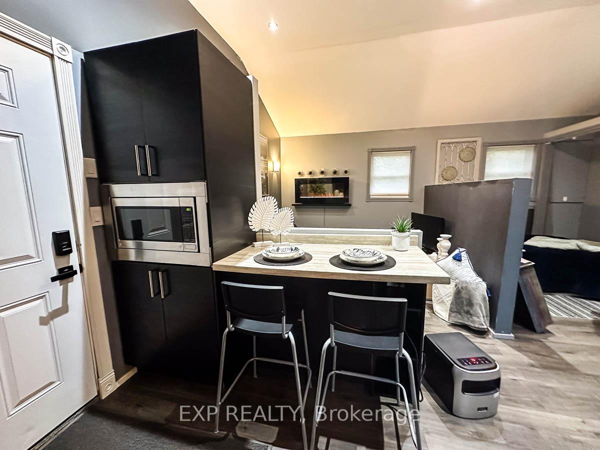 Photo 5 of 121 Cedar Street, Brighton — HOMEH