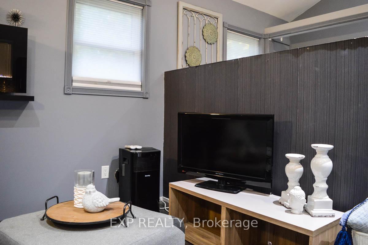 Photo 10 of 121 Cedar Street, Brighton — HOMEH