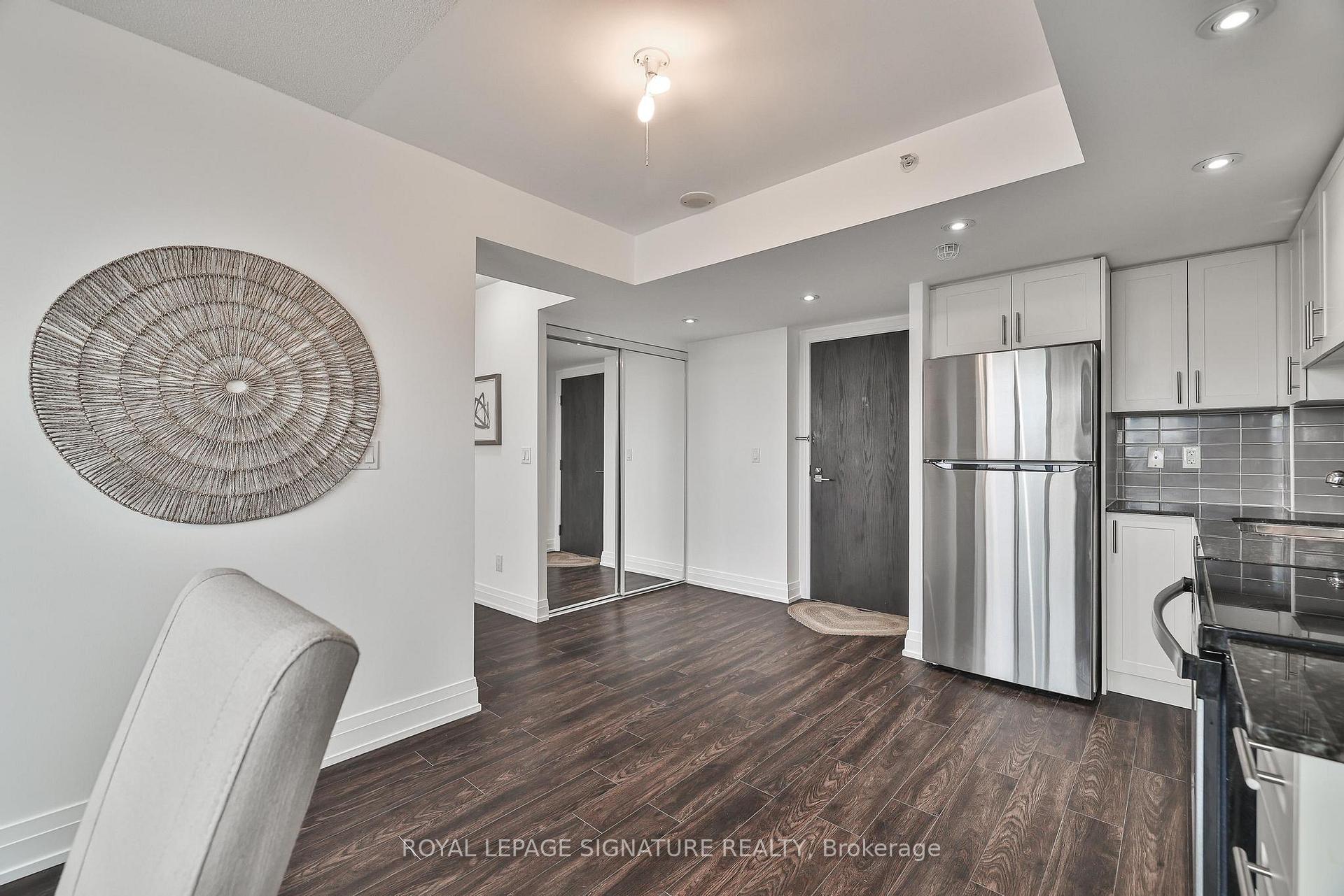 Photo 4 of Unit 502, 3520 Danforth Avenue, Scarborough, Oakridge — HOMEH
