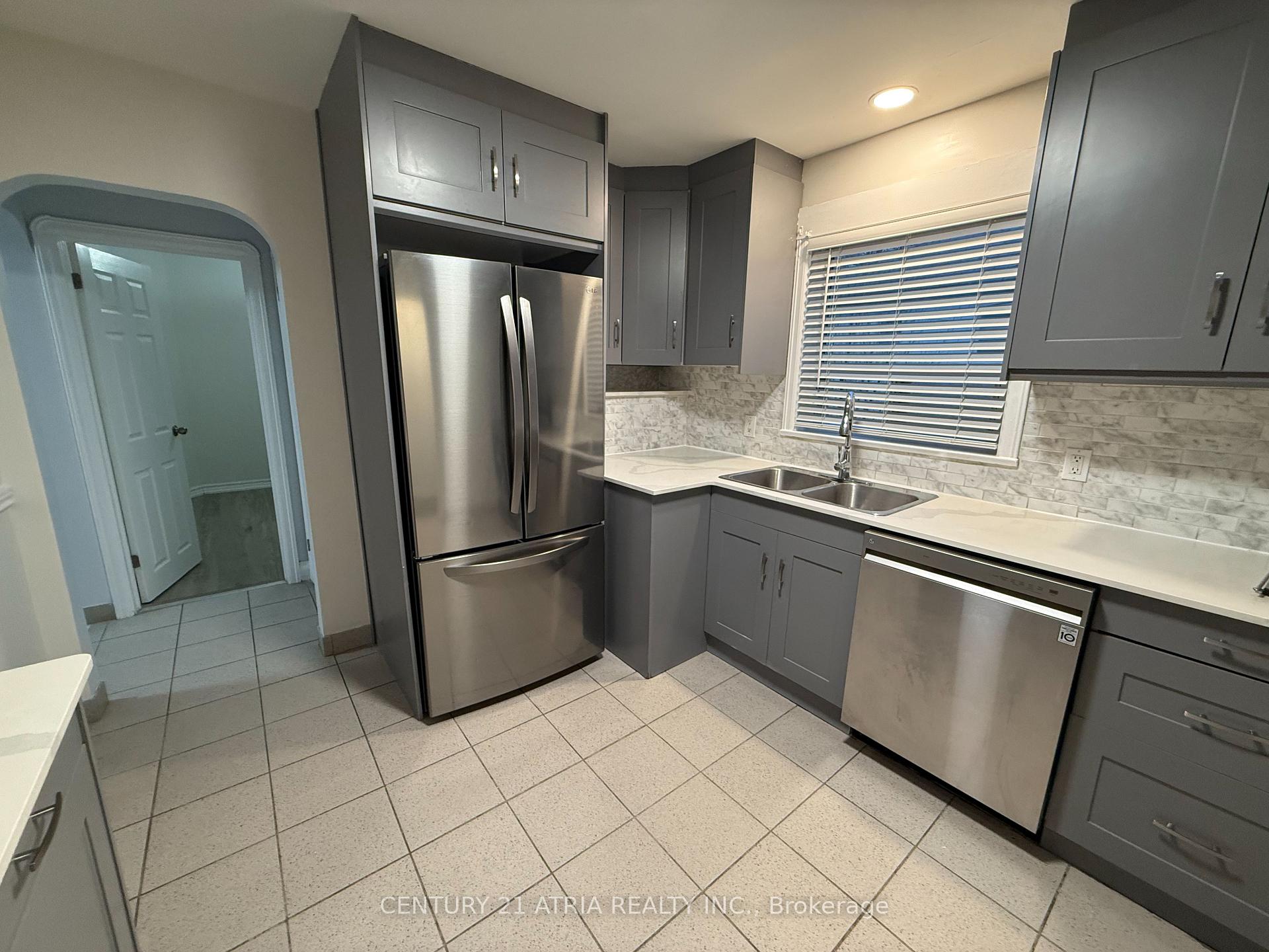 Photo 2 of 76 Holmstead Avenue, Toronto, O'Connor-Parkview — HOMEH