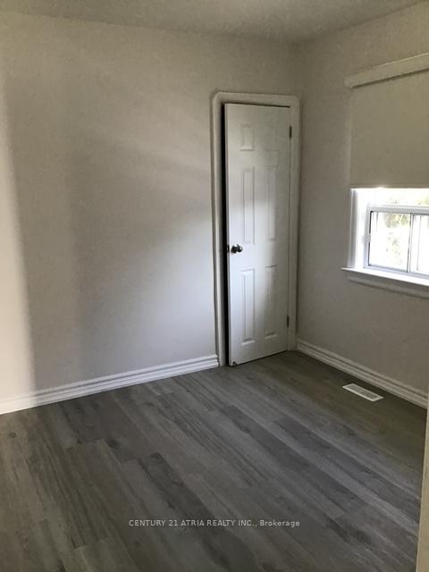 Photo 10 of 76 Holmstead Avenue, Toronto, O'Connor-Parkview — HOMEH