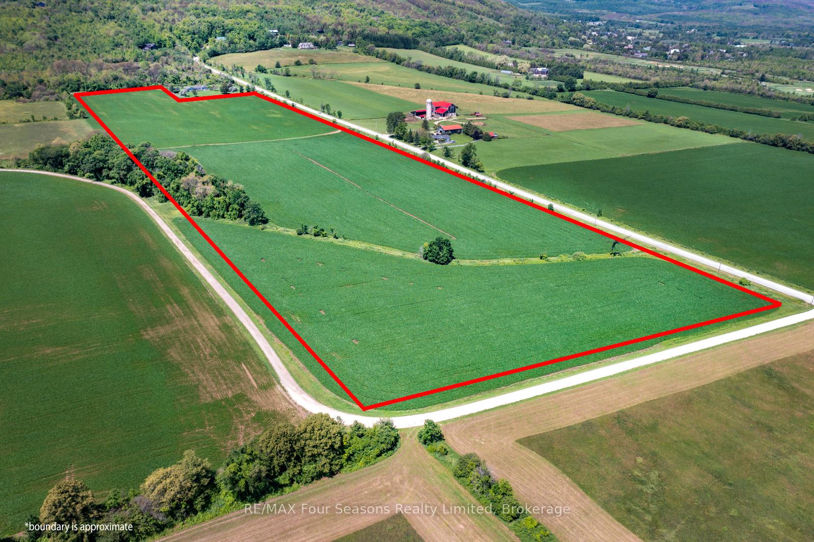 Photo 2 of 8483 36/37 Nottawasaga Side Road, Clearview, Rural Clearview — HOMEH