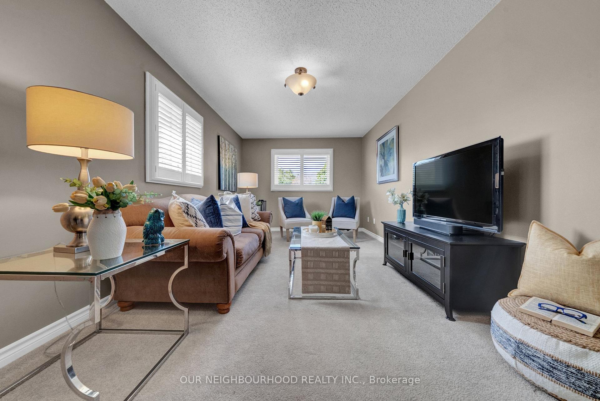 Photo 16 of 1 Sylvia Court, Clarington, Newcastle — HOMEH