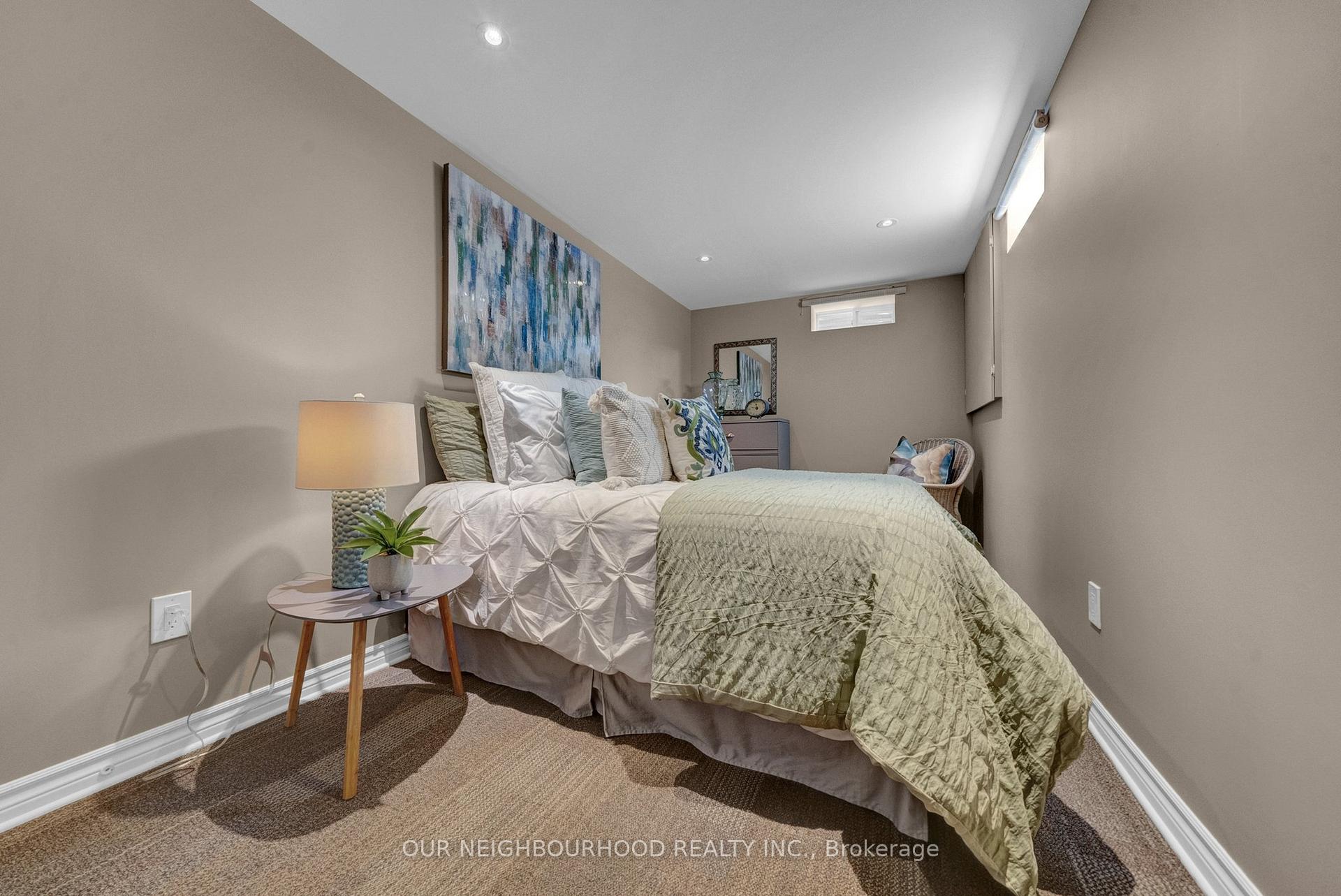 Photo 26 of 1 Sylvia Court, Clarington, Newcastle — HOMEH