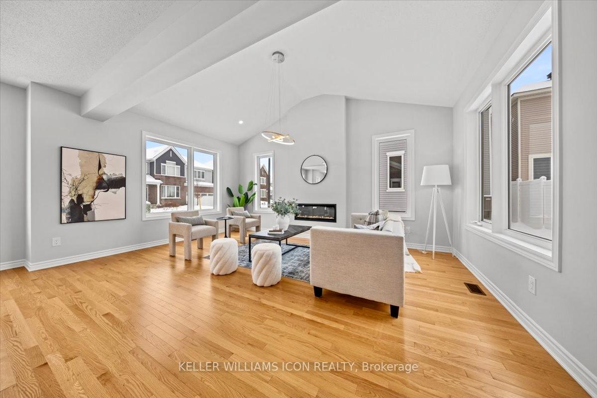 Photo 13 of 550 Sturnidae Street, Ottawa, Barrhaven - Half Moon Bay — HOMEH