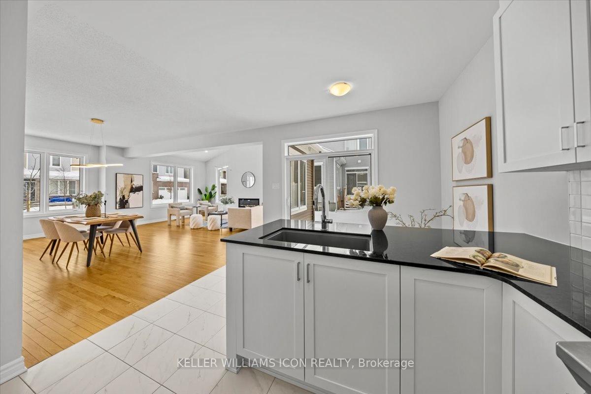 Photo 11 of 550 Sturnidae Street, Ottawa, Barrhaven - Half Moon Bay — HOMEH
