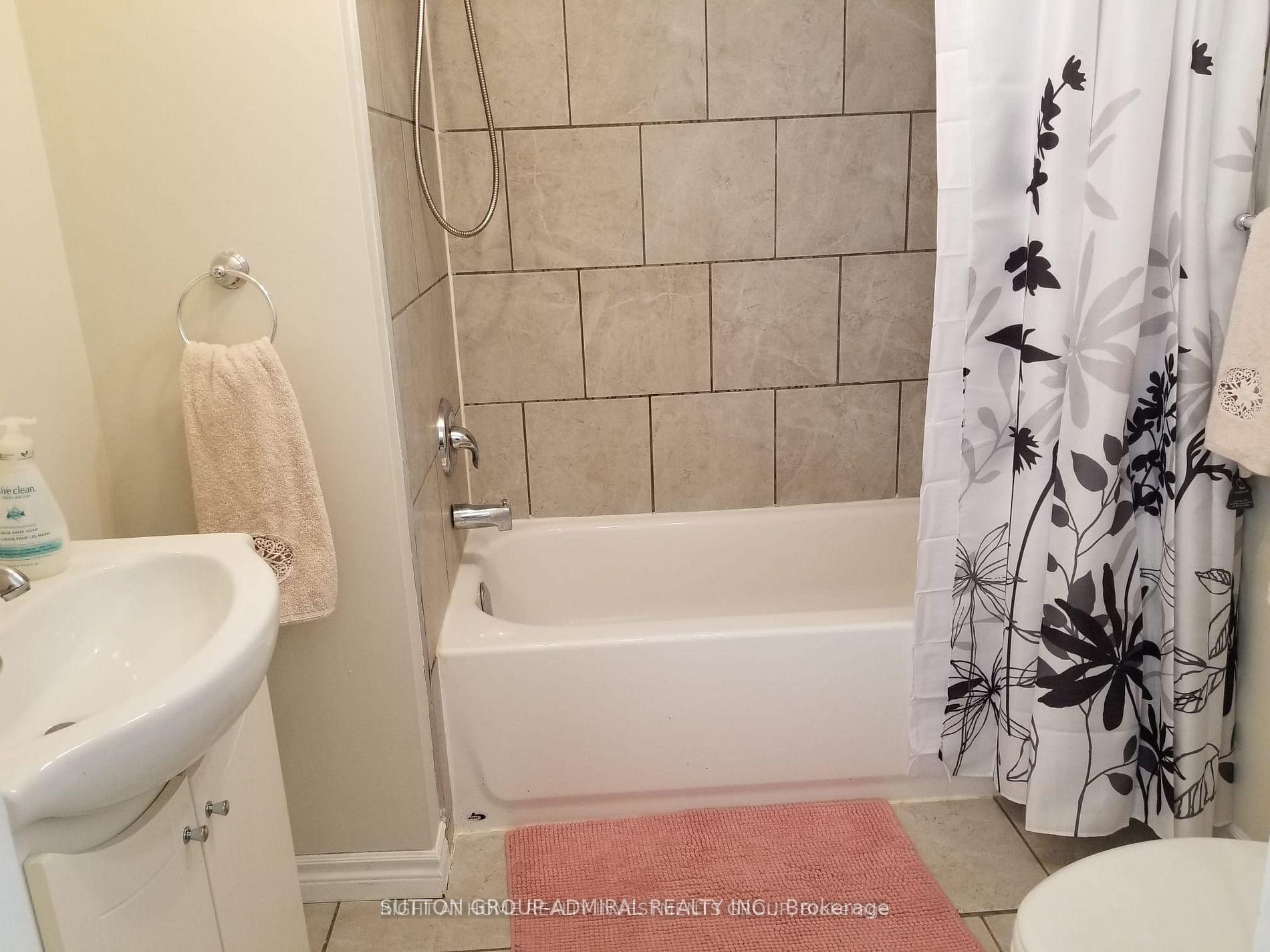 Photo 5 of 15B Cundles Road E, Barrie, Cundles East — HOMEH