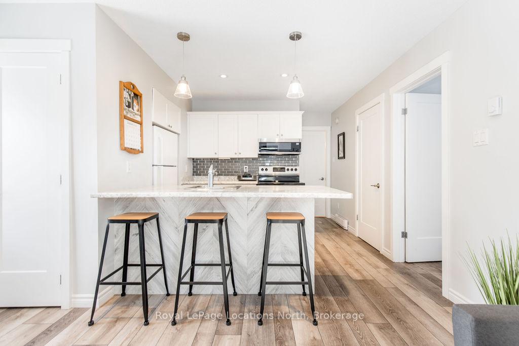 Photo 10 of Unit 71, 19 Dawson Drive, Collingwood — HOMEH