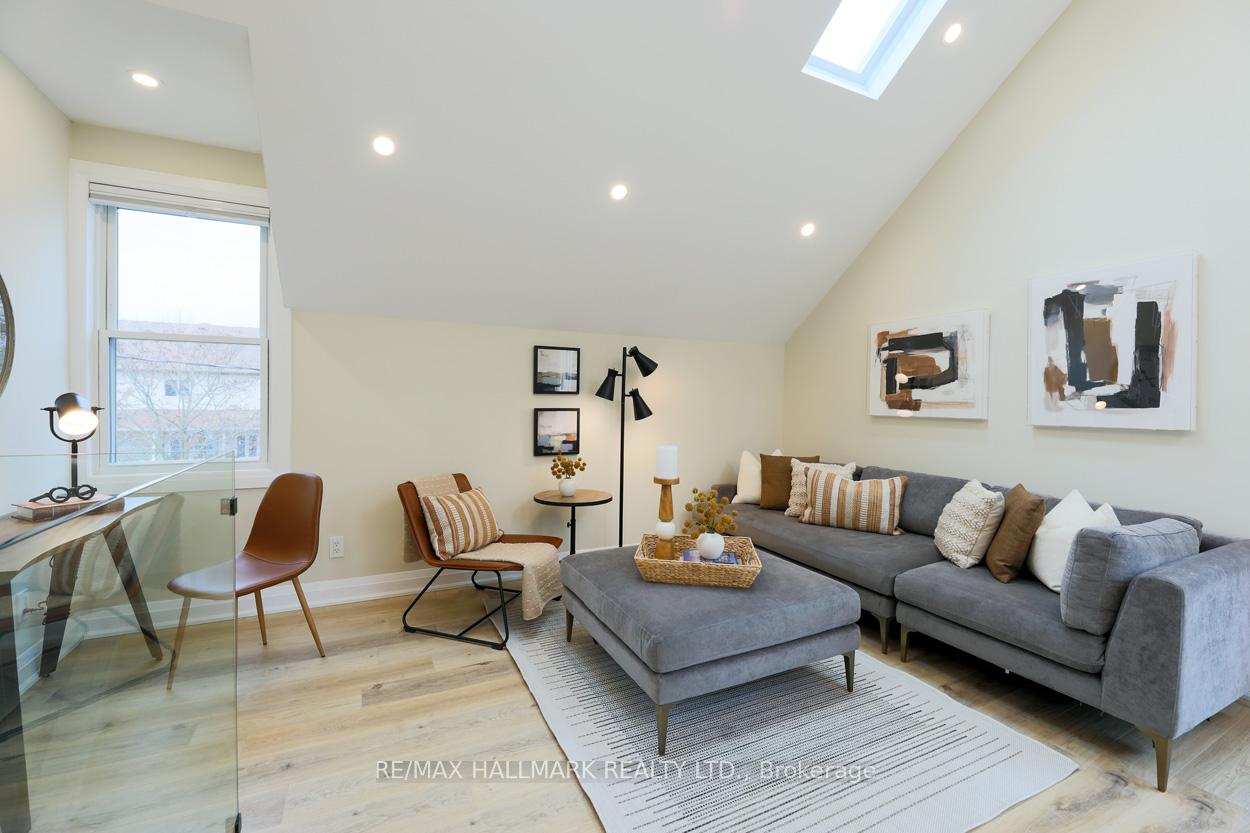 Photo 20 of Unit 2nd Floor, 6 Luttrell Avenue, Toronto, East End-Danforth — HOMEH