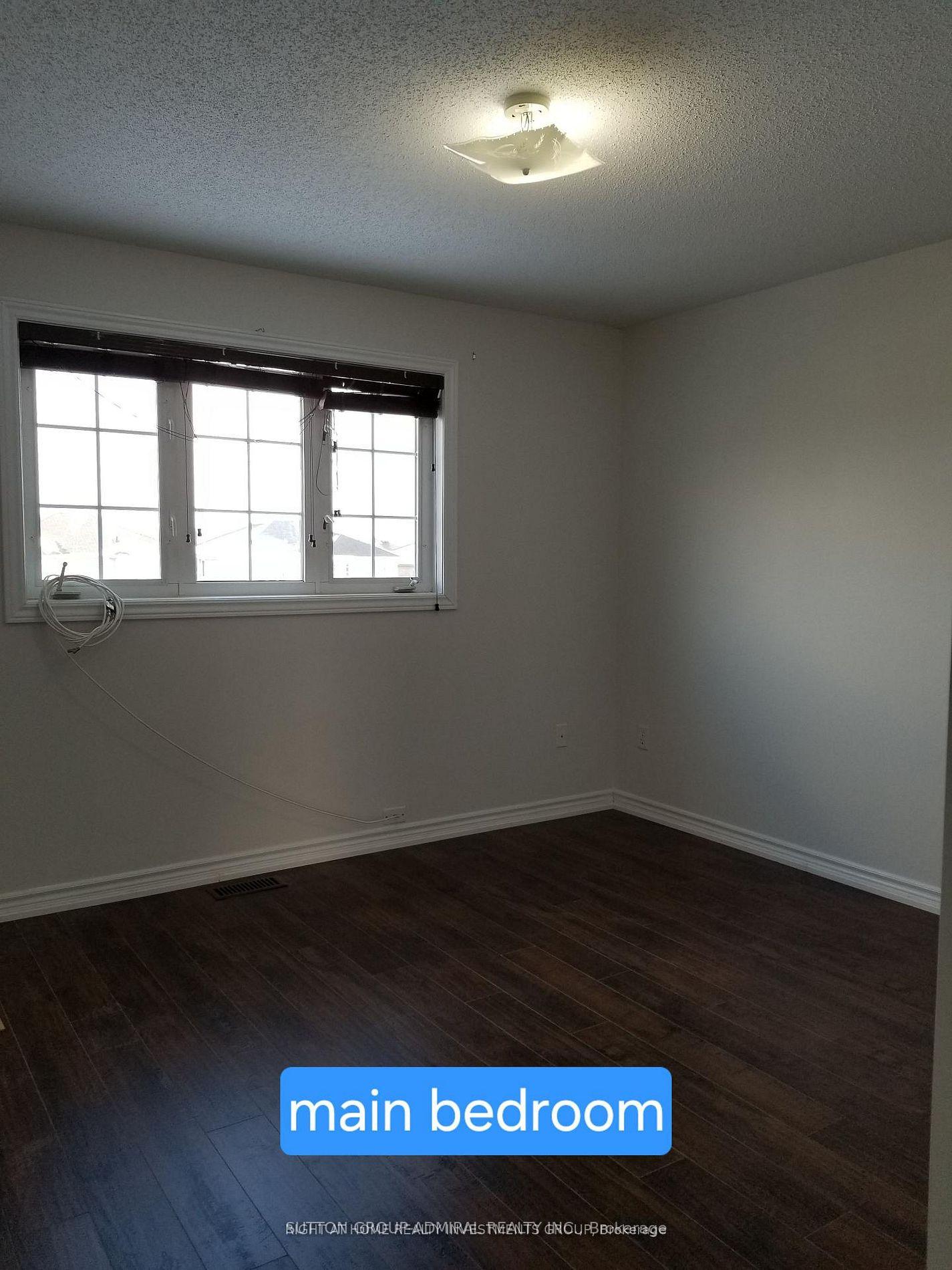 Photo 4 of Unit upper unit, 38 Lang Drive, Barrie, Northwest — HOMEH
