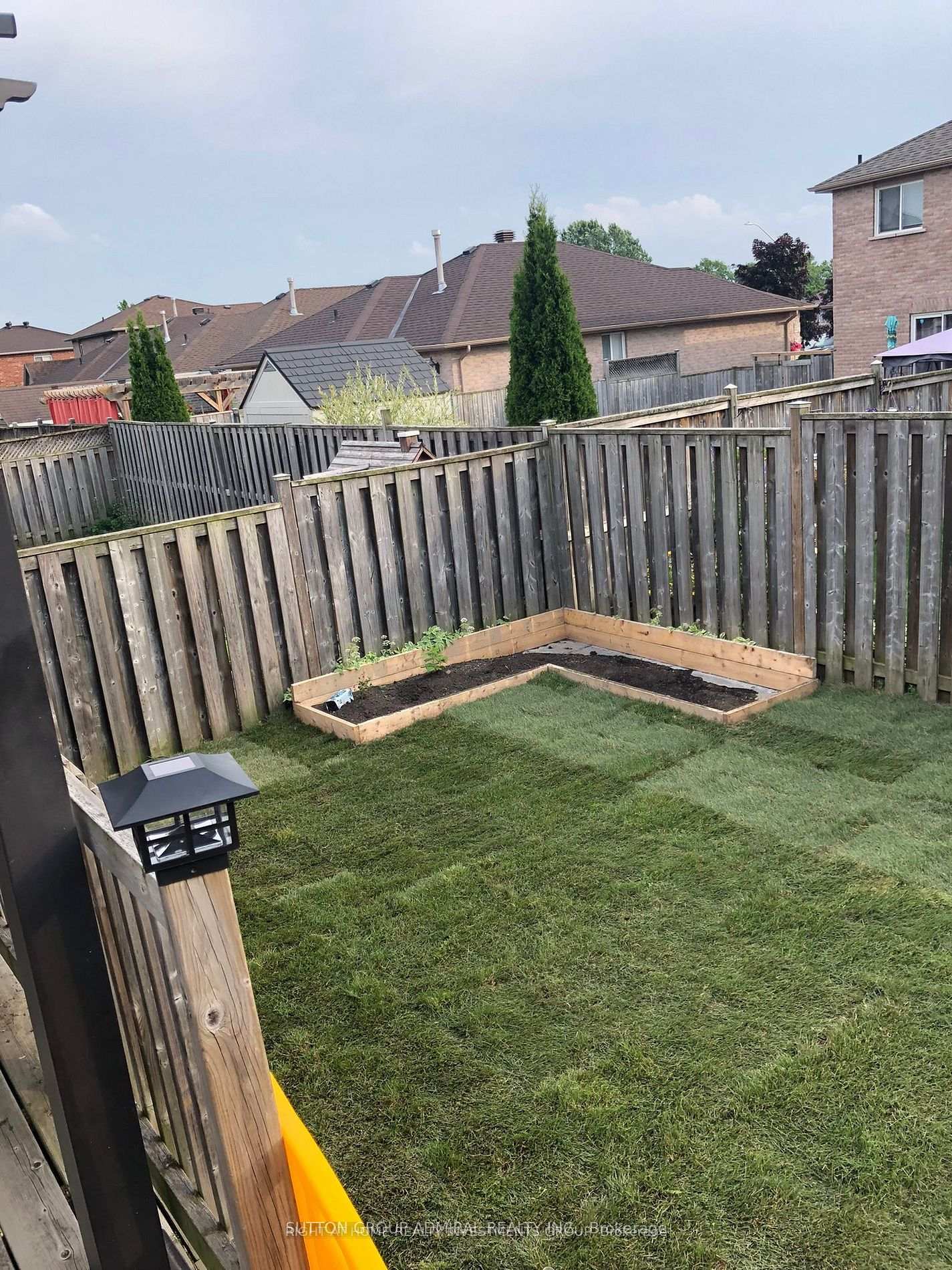 Photo 11 of Unit upper unit, 38 Lang Drive, Barrie, Northwest — HOMEH