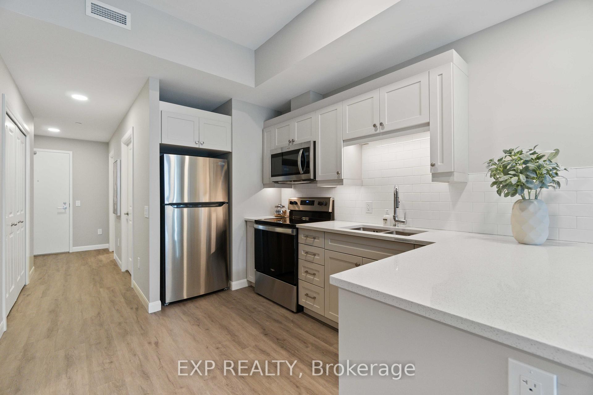 Photo 6 of Unit 220, 31 Eric Devlin Lane, North Grenville, Kemptville — HOMEH