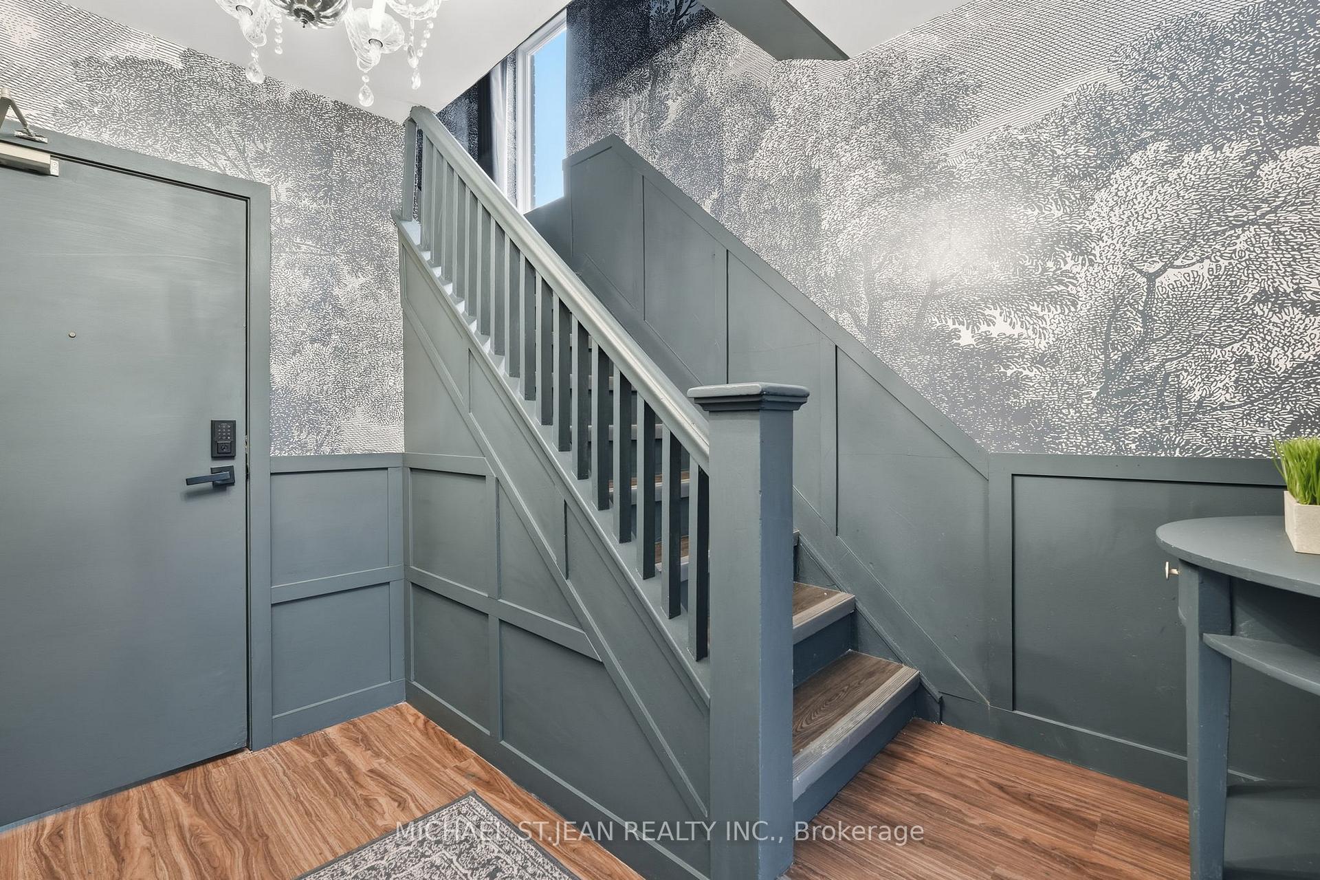 Photo 16 of 305 Cannon Street E, Hamilton, Landsdale — HOMEH