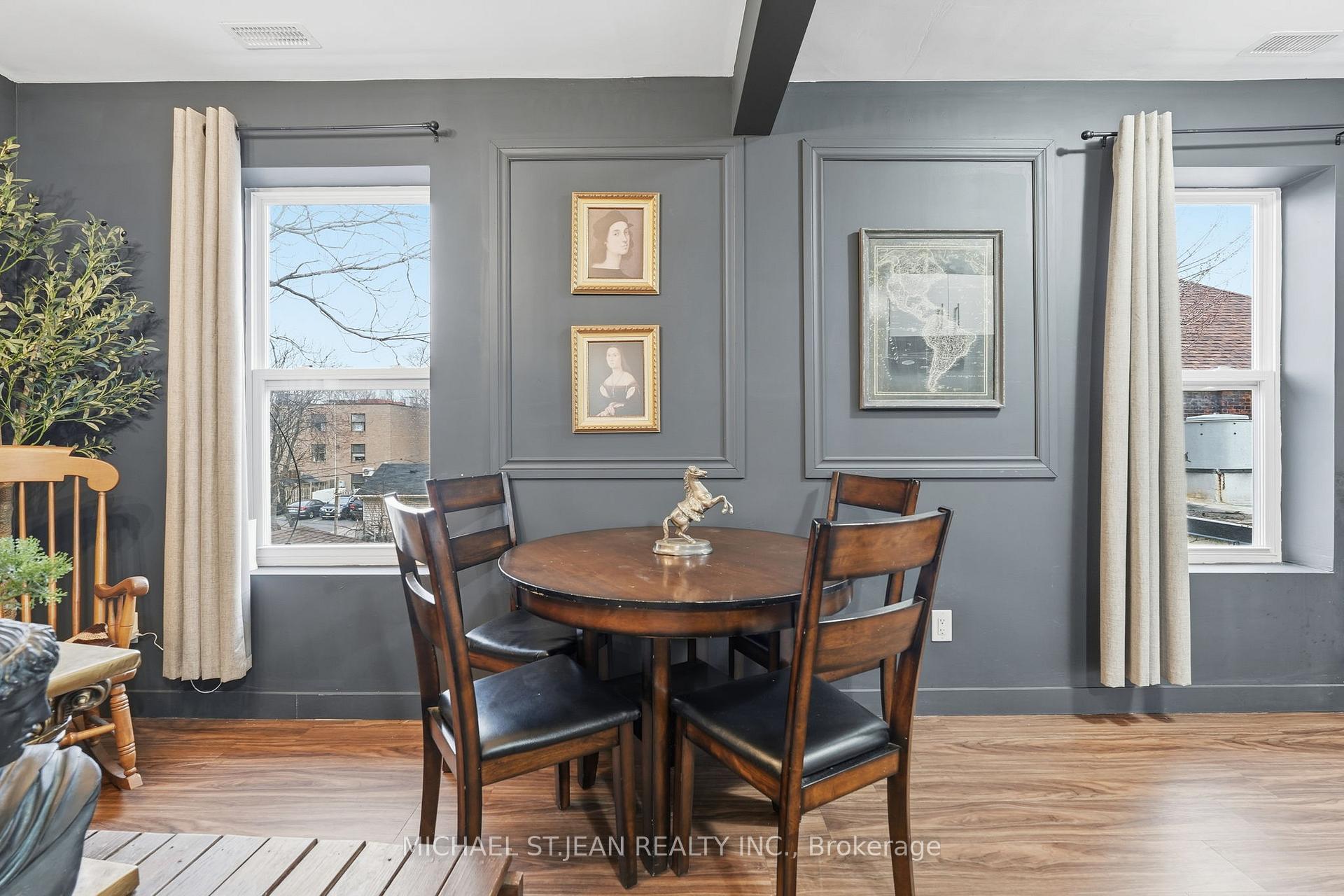 Photo 11 of 305 Cannon Street E, Hamilton, Landsdale — HOMEH
