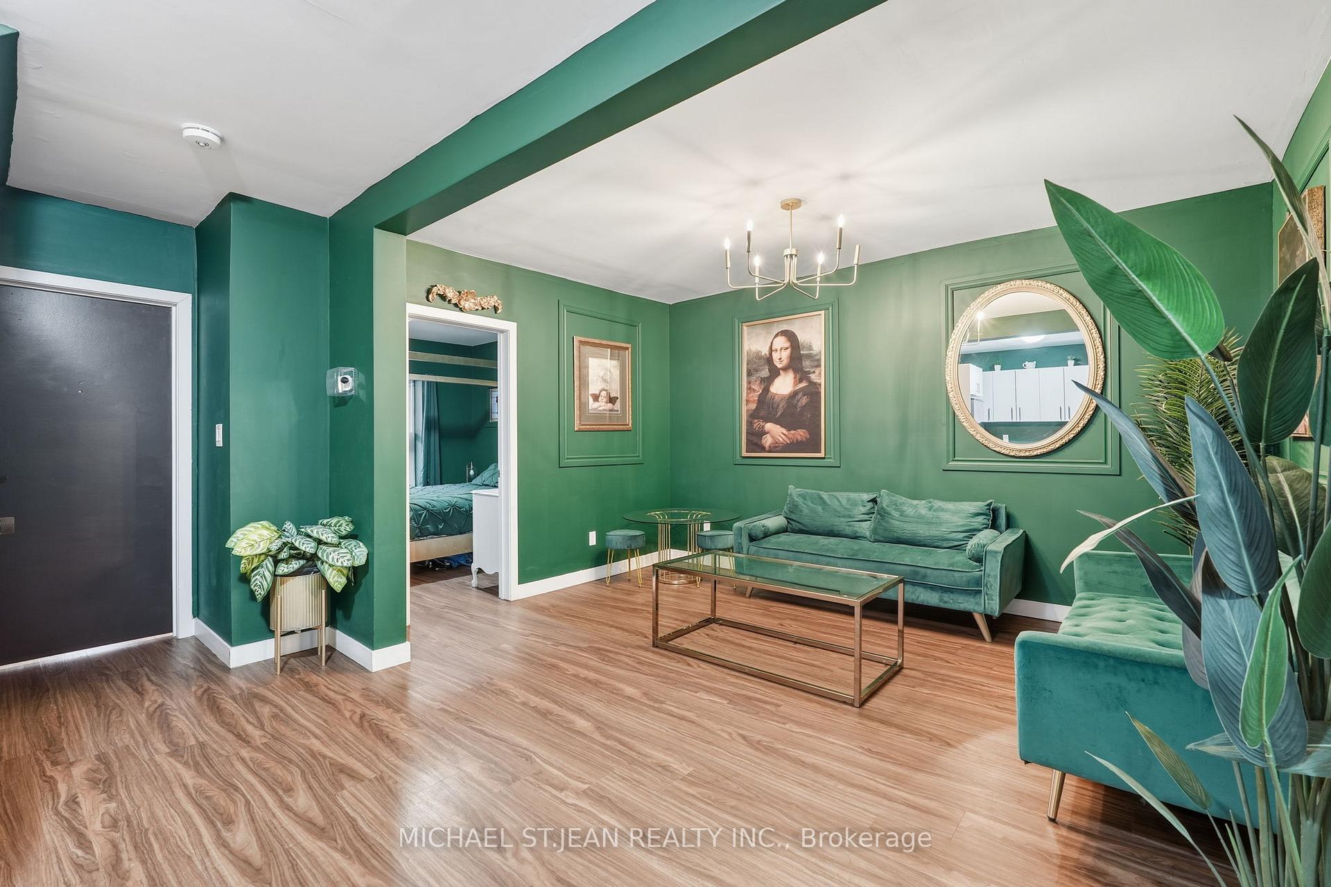 Photo 14 of 305 Cannon Street E, Hamilton, Landsdale — HOMEH