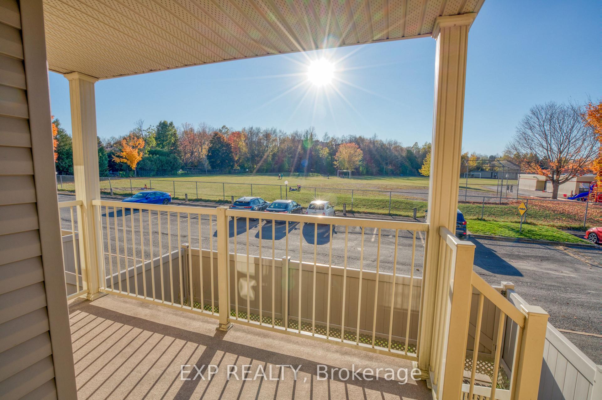 Photo 14 of Unit Unit 1, 16 Sweetbriar Circle, Ottawa, Barrhaven - Pheasant Run — HOMEH