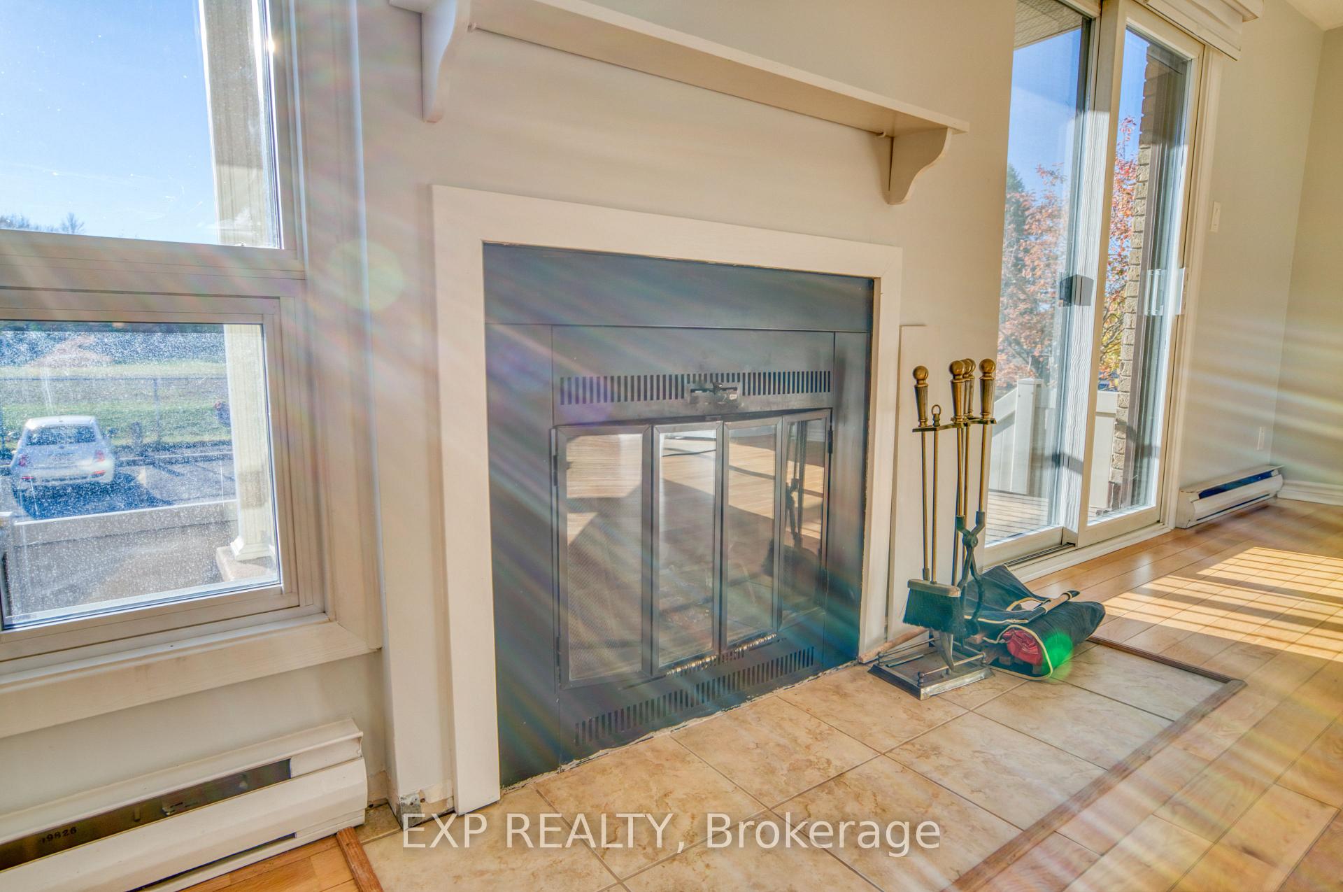 Photo 12 of Unit Unit 1, 16 Sweetbriar Circle, Ottawa, Barrhaven - Pheasant Run — HOMEH