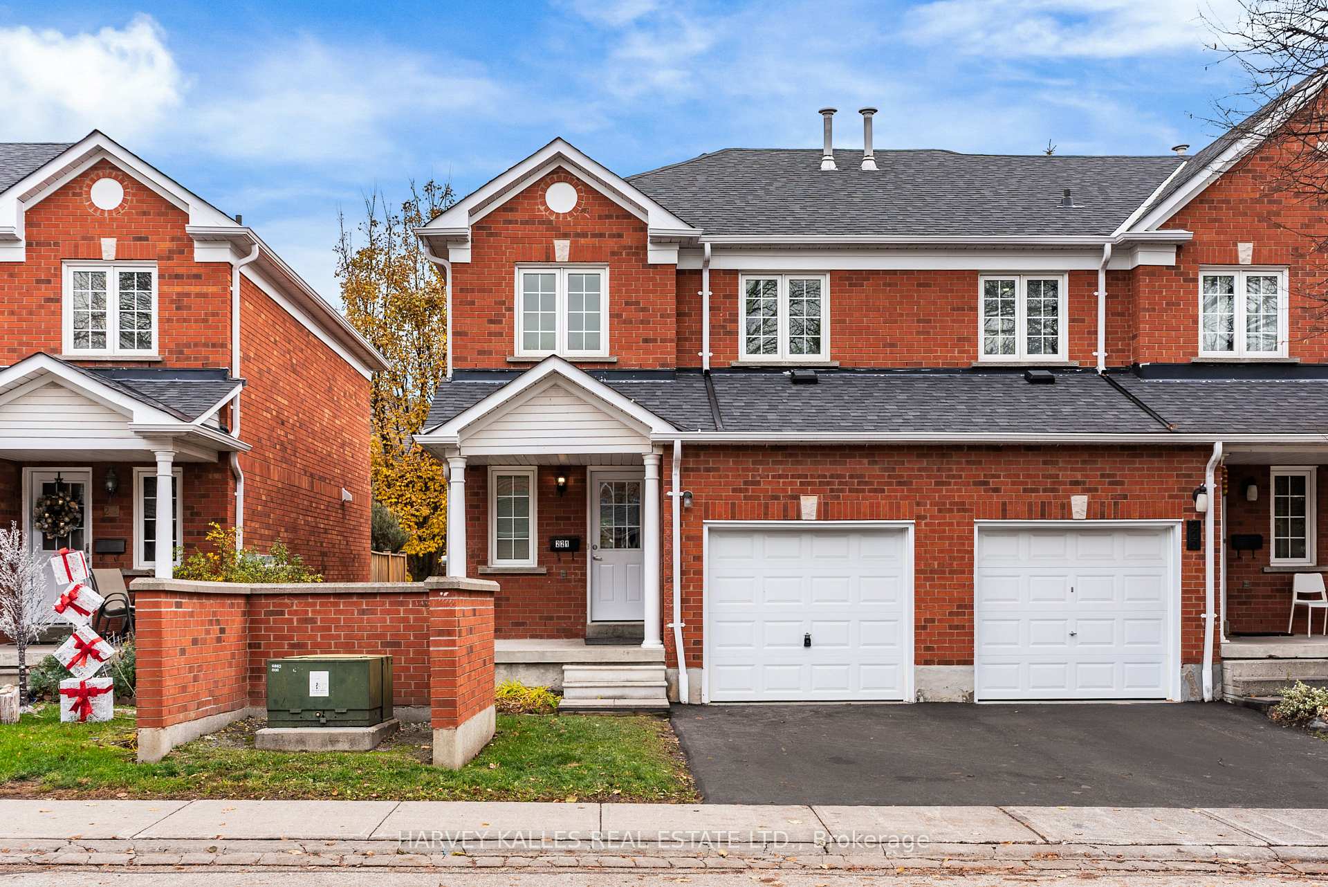 Photo 1 of Unit 221, 10 Bassett Boulevard, Whitby, Pringle Creek — HOMEH