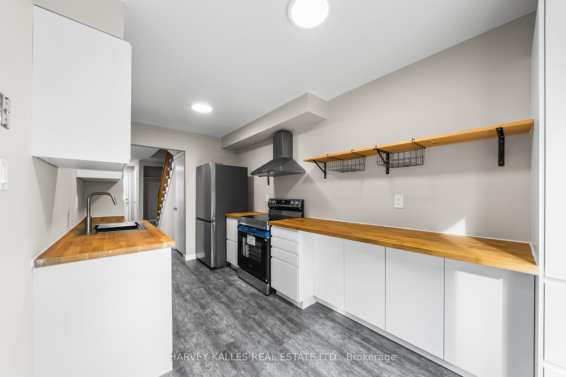Photo 11 of Unit 221, 10 Bassett Boulevard, Whitby, Pringle Creek — HOMEH