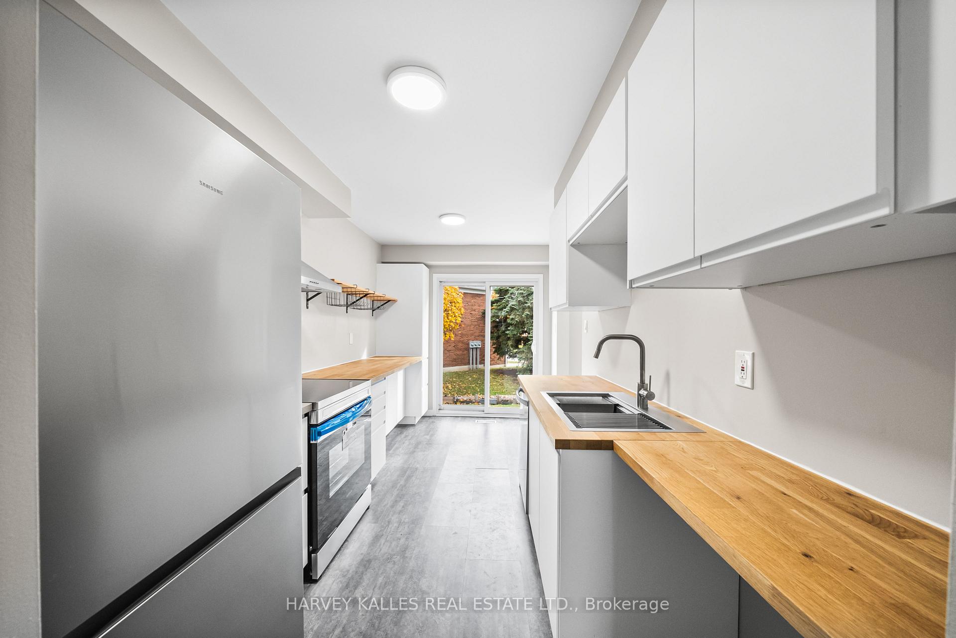 Photo 31 of Unit 221, 10 Bassett Boulevard, Whitby, Pringle Creek — HOMEH
