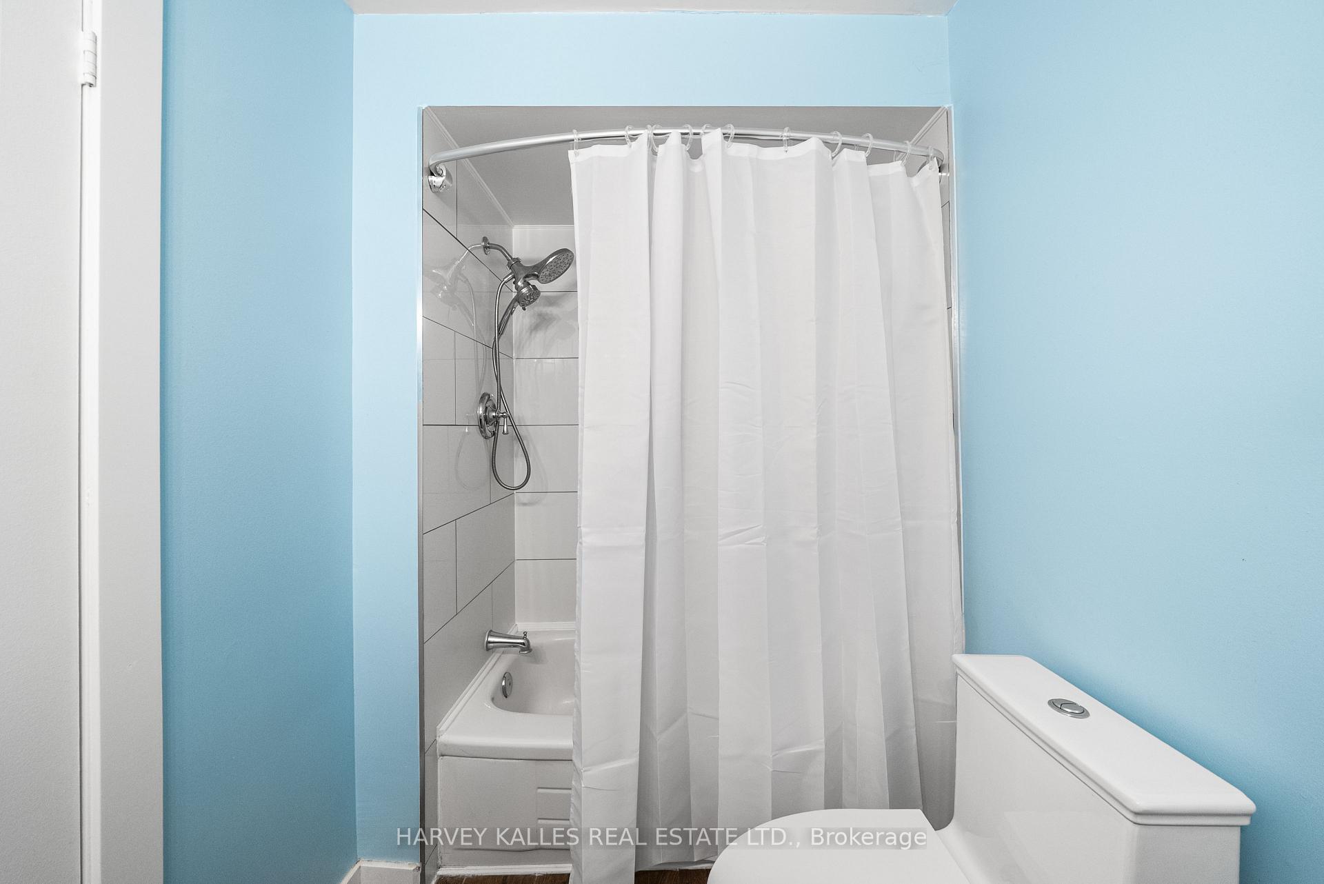 Photo 22 of Unit 221, 10 Bassett Boulevard, Whitby, Pringle Creek — HOMEH