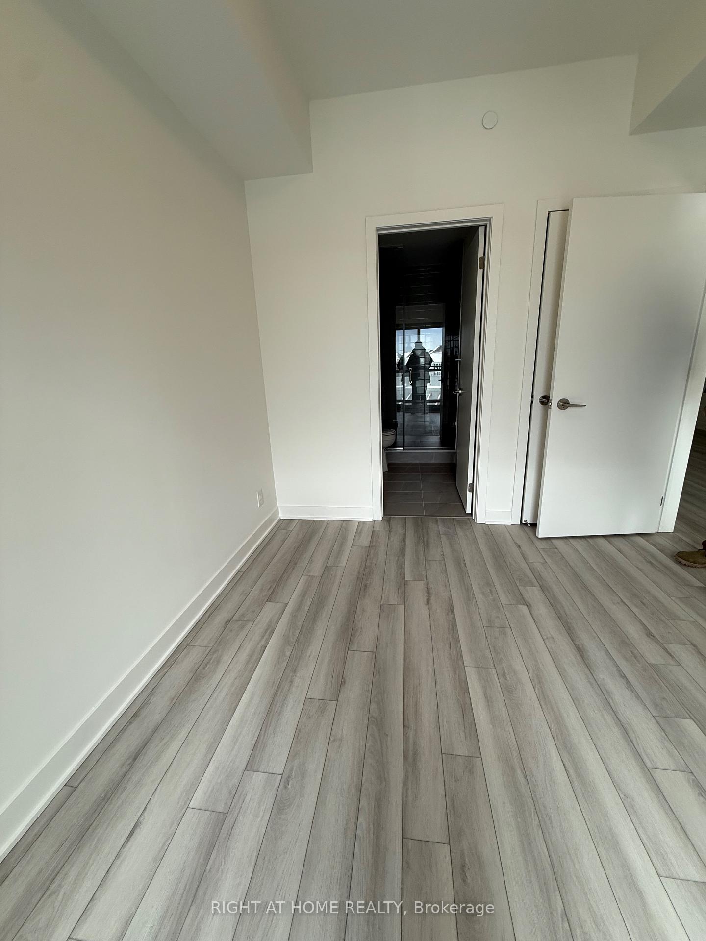 Photo 5 of Unit 324, 51 Clarington Boulevard, Clarington, Bowmanville — HOMEH