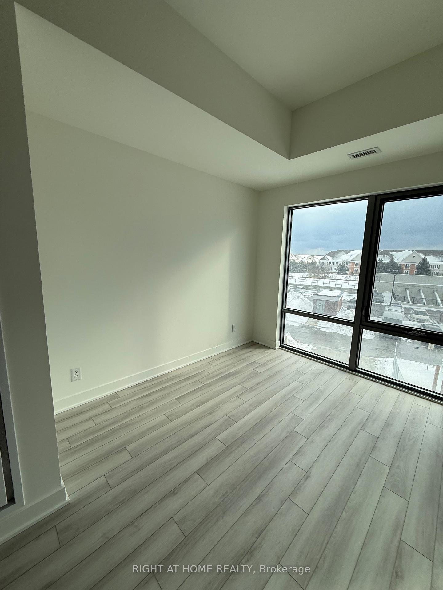 Photo 13 of Unit 324, 51 Clarington Boulevard, Clarington, Bowmanville — HOMEH