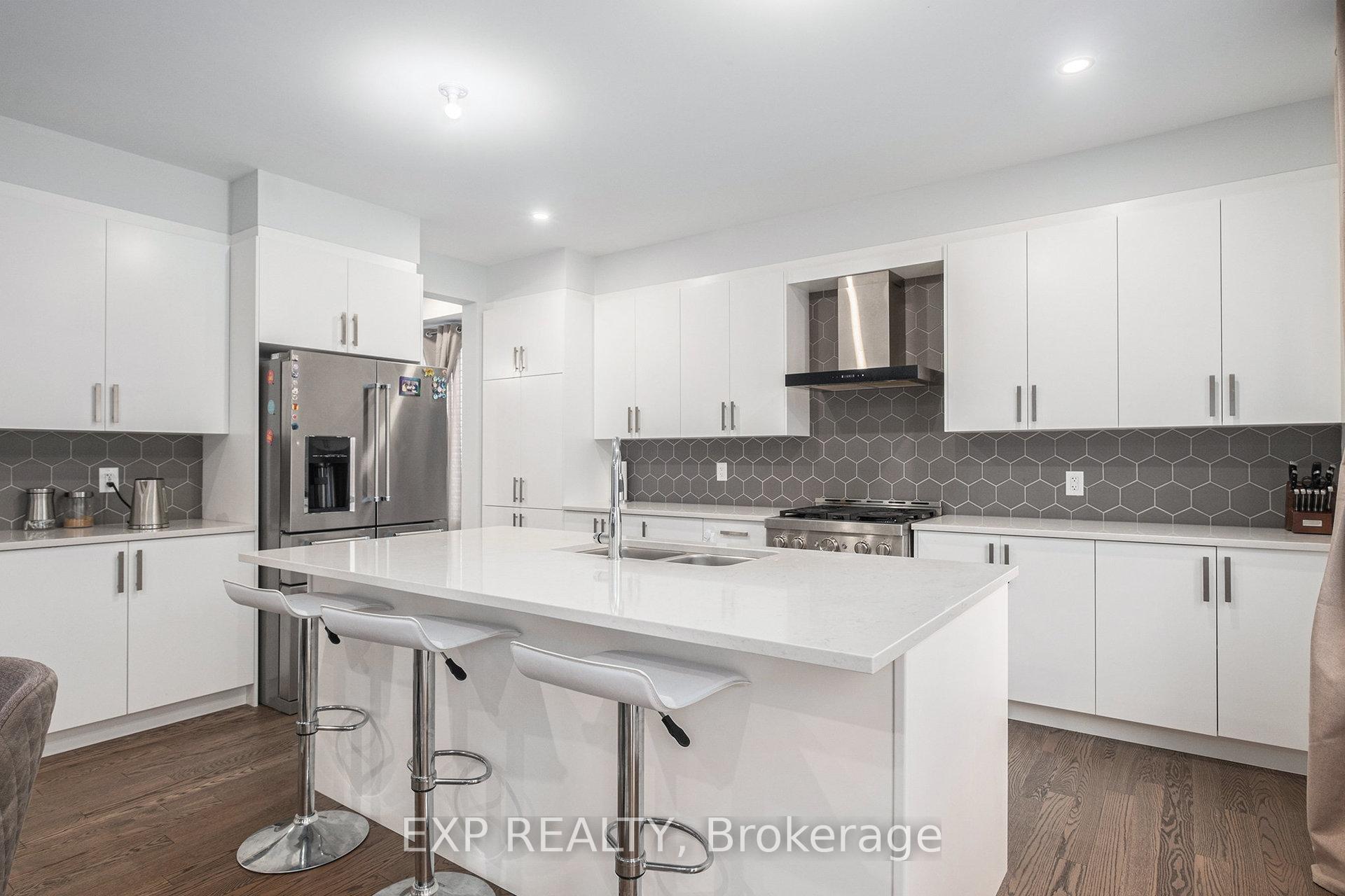 Photo 31 of 528 Anchor Circle, Ottawa, Mahogany Community — HOMEH