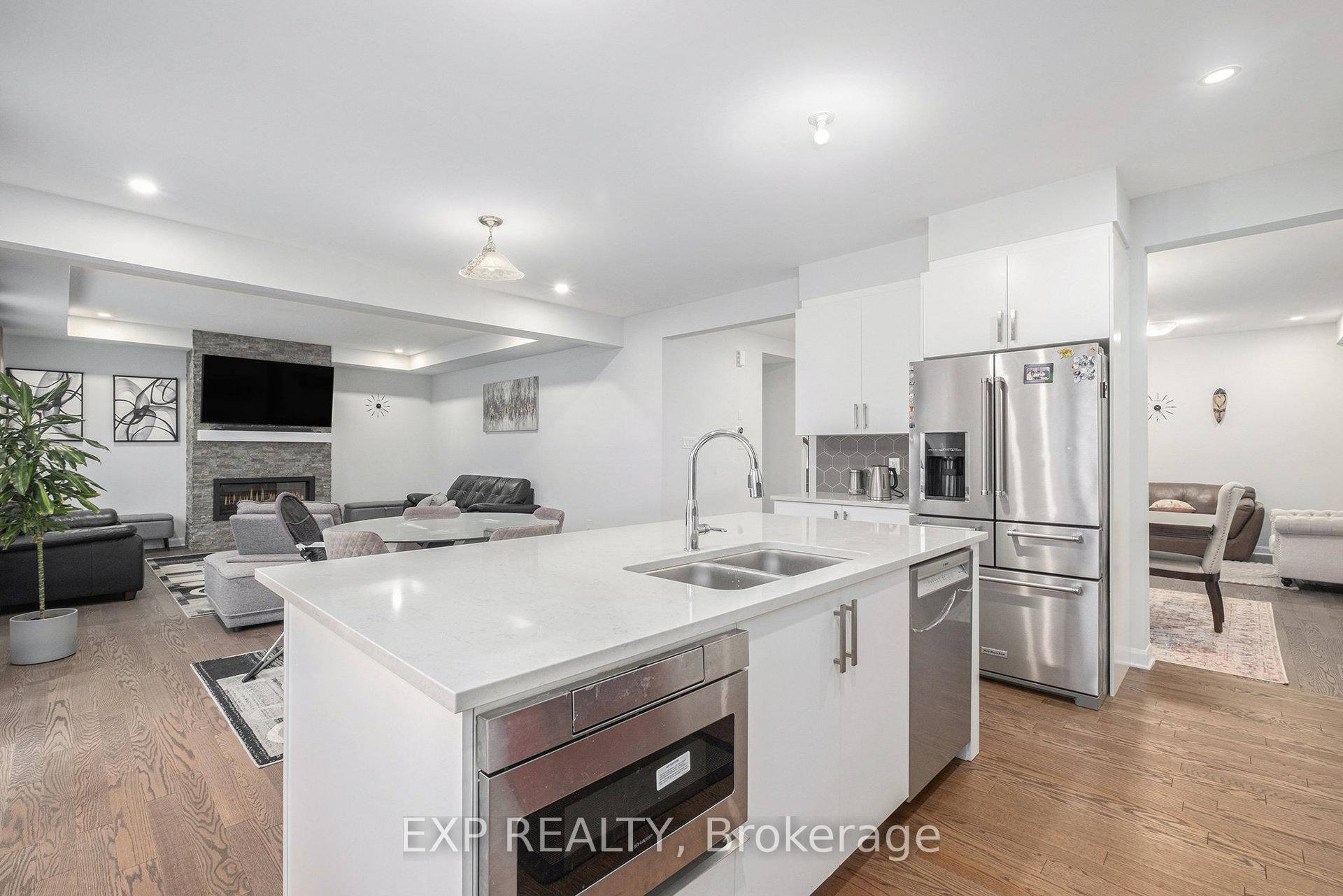 Photo 26 of 528 Anchor Circle, Ottawa, Mahogany Community — HOMEH