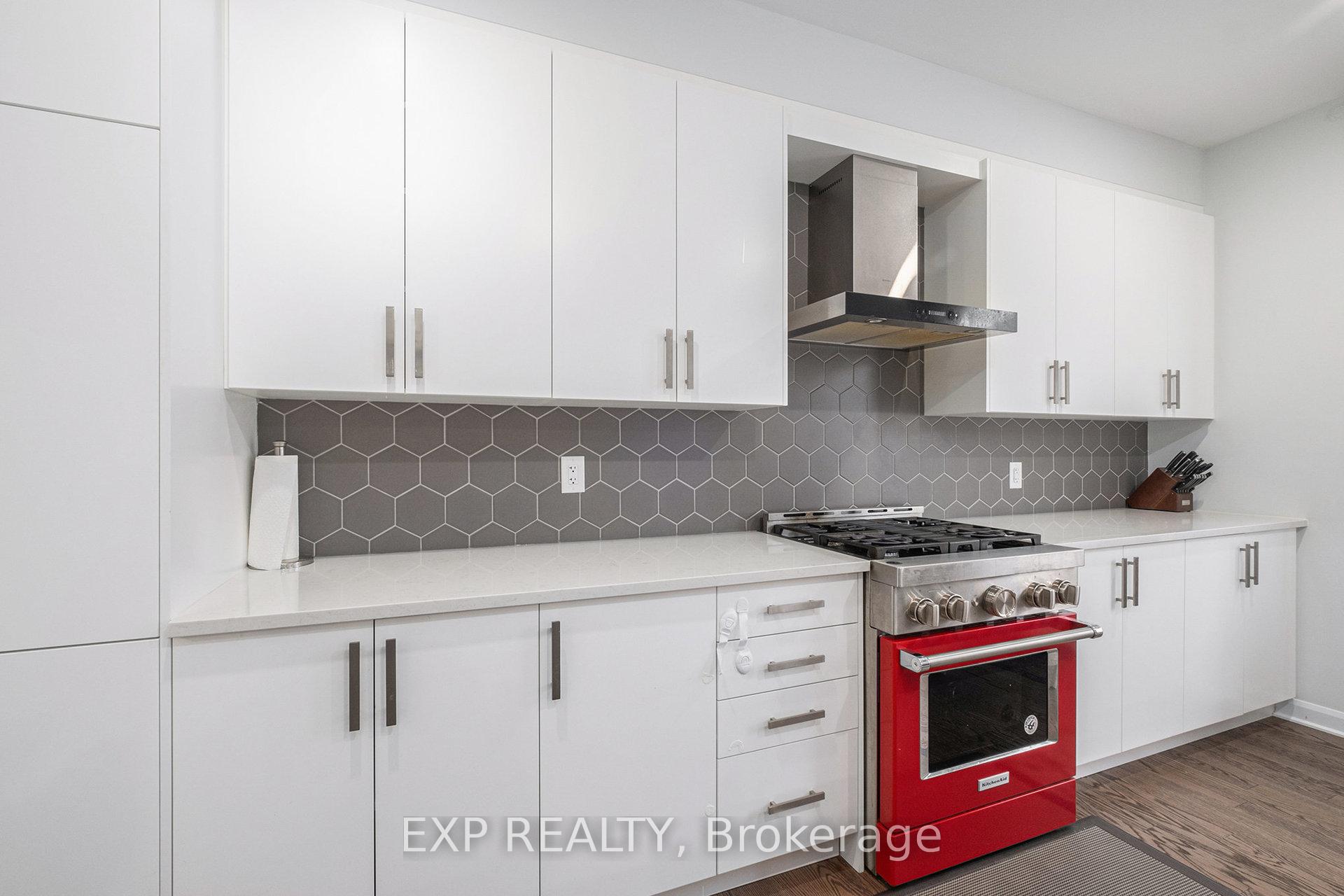 Photo 27 of 528 Anchor Circle, Ottawa, Mahogany Community — HOMEH