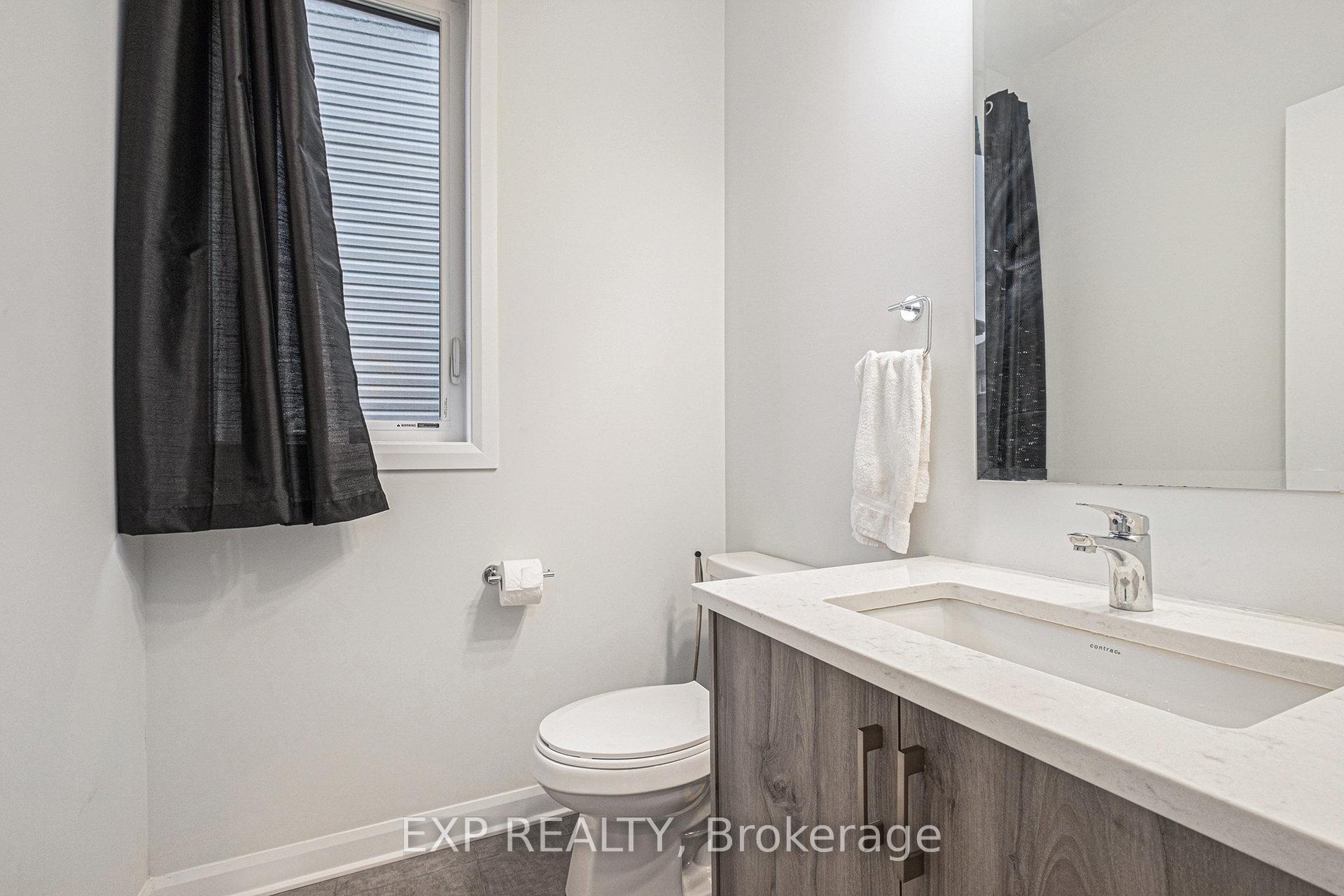 Photo 9 of 528 Anchor Circle, Ottawa, Mahogany Community — HOMEH