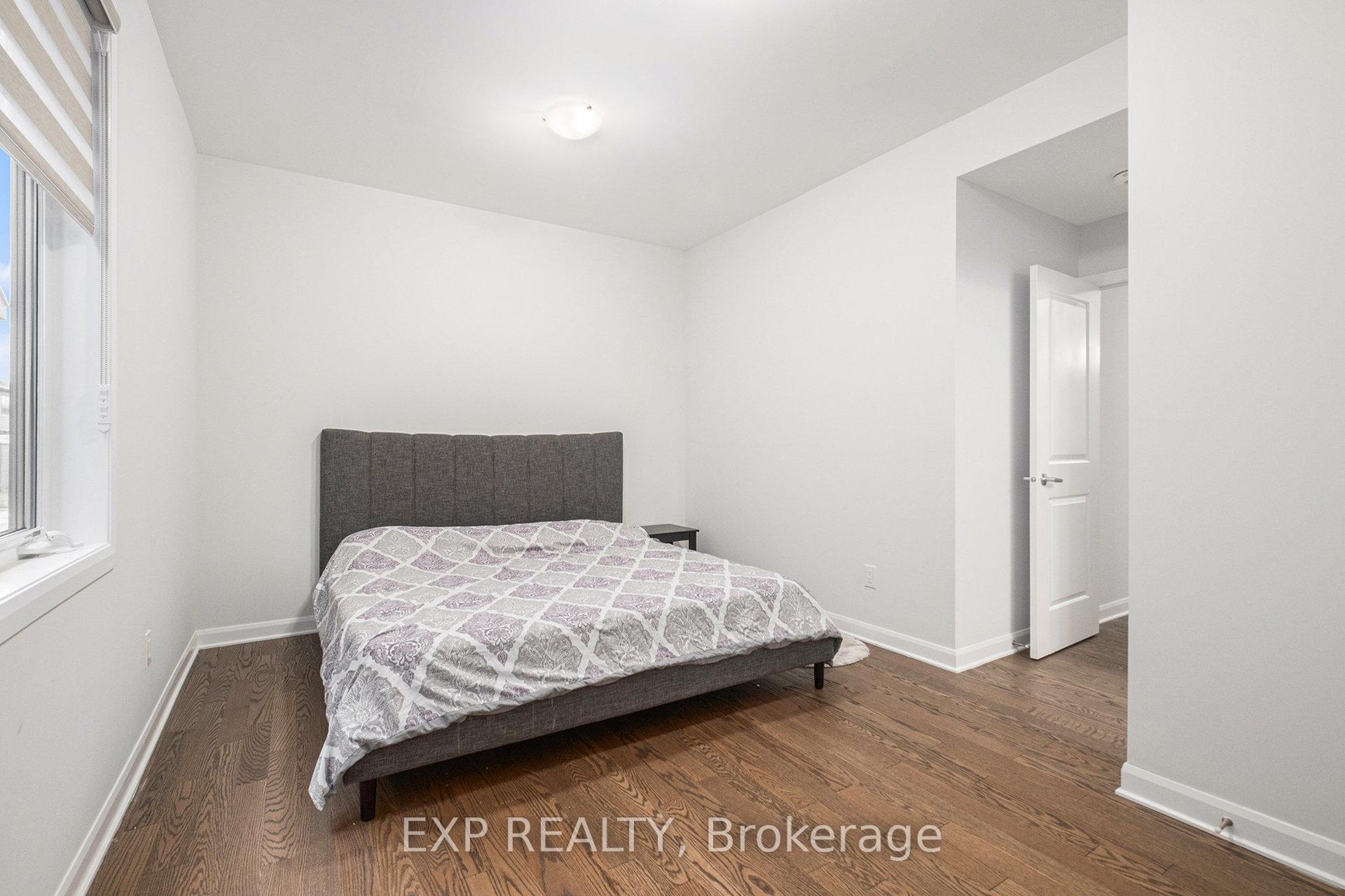 Photo 35 of 528 Anchor Circle, Ottawa, Mahogany Community — HOMEH